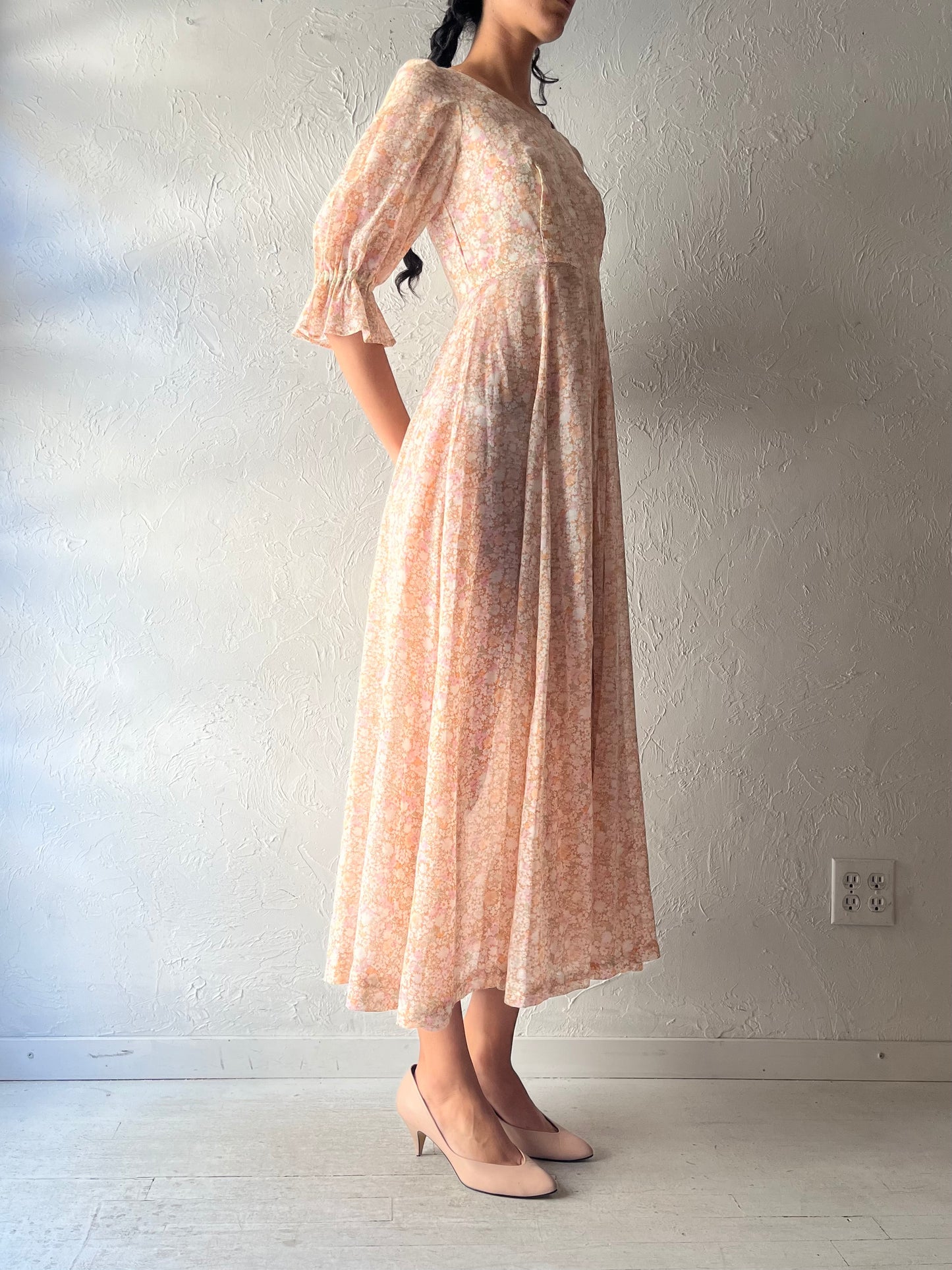 70s Pink Floral Print Peasant Dress / Small