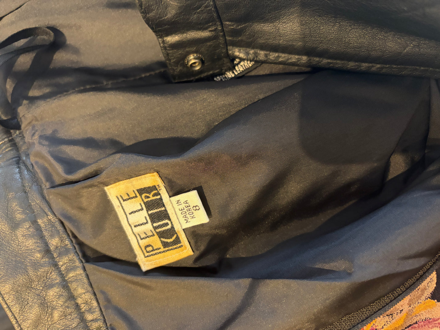 90s ‘Pelle’ Black Leather Minimalist Midi Pencil Skirt / Small