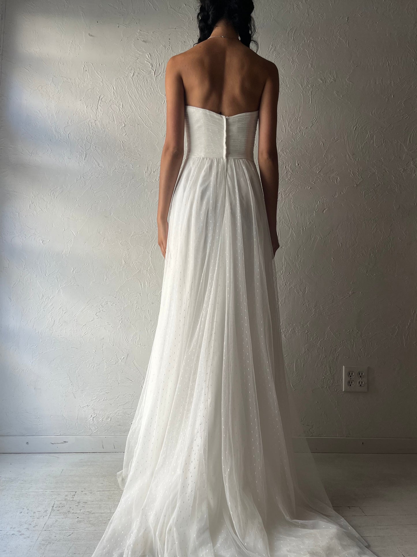 Y2k 'Galina' White Strapless Formal Dress Gown / Small