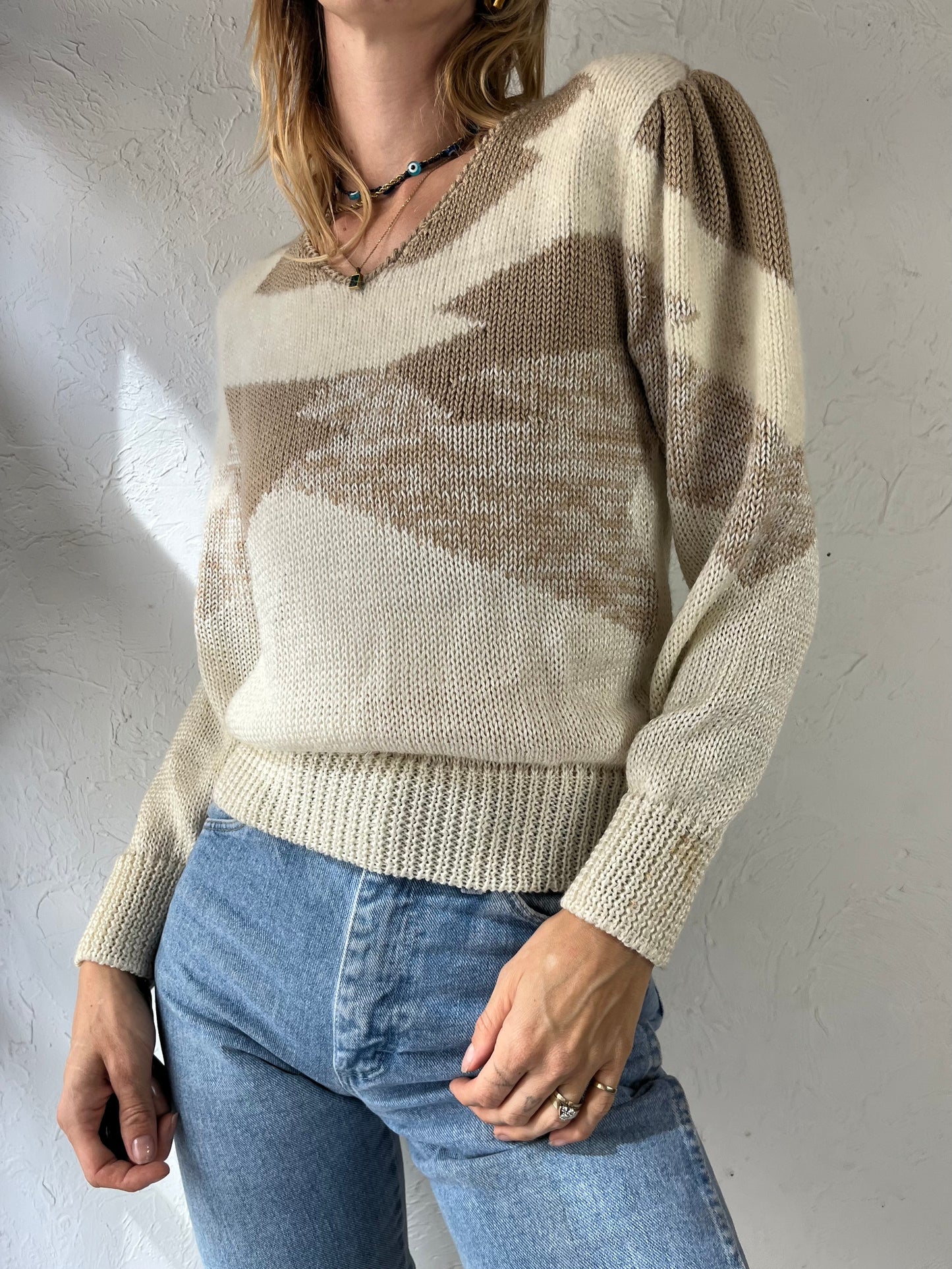 90s 'Woodwards' Beige and White Knit Sweater / Small