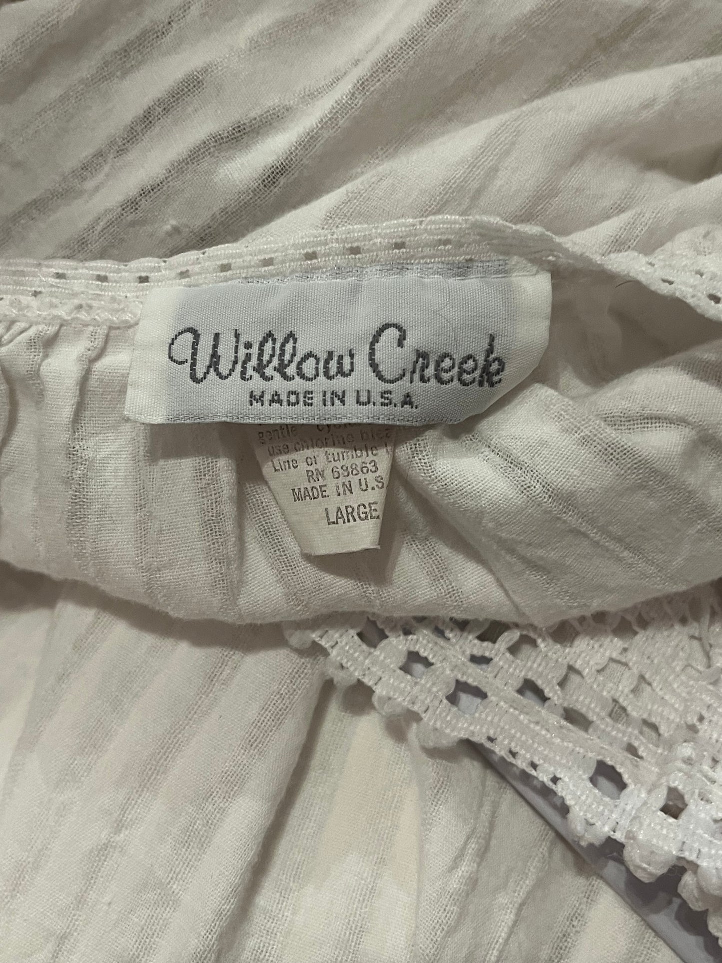 90s 'Willow Creek' White Cottage Core Midi Dress / Large