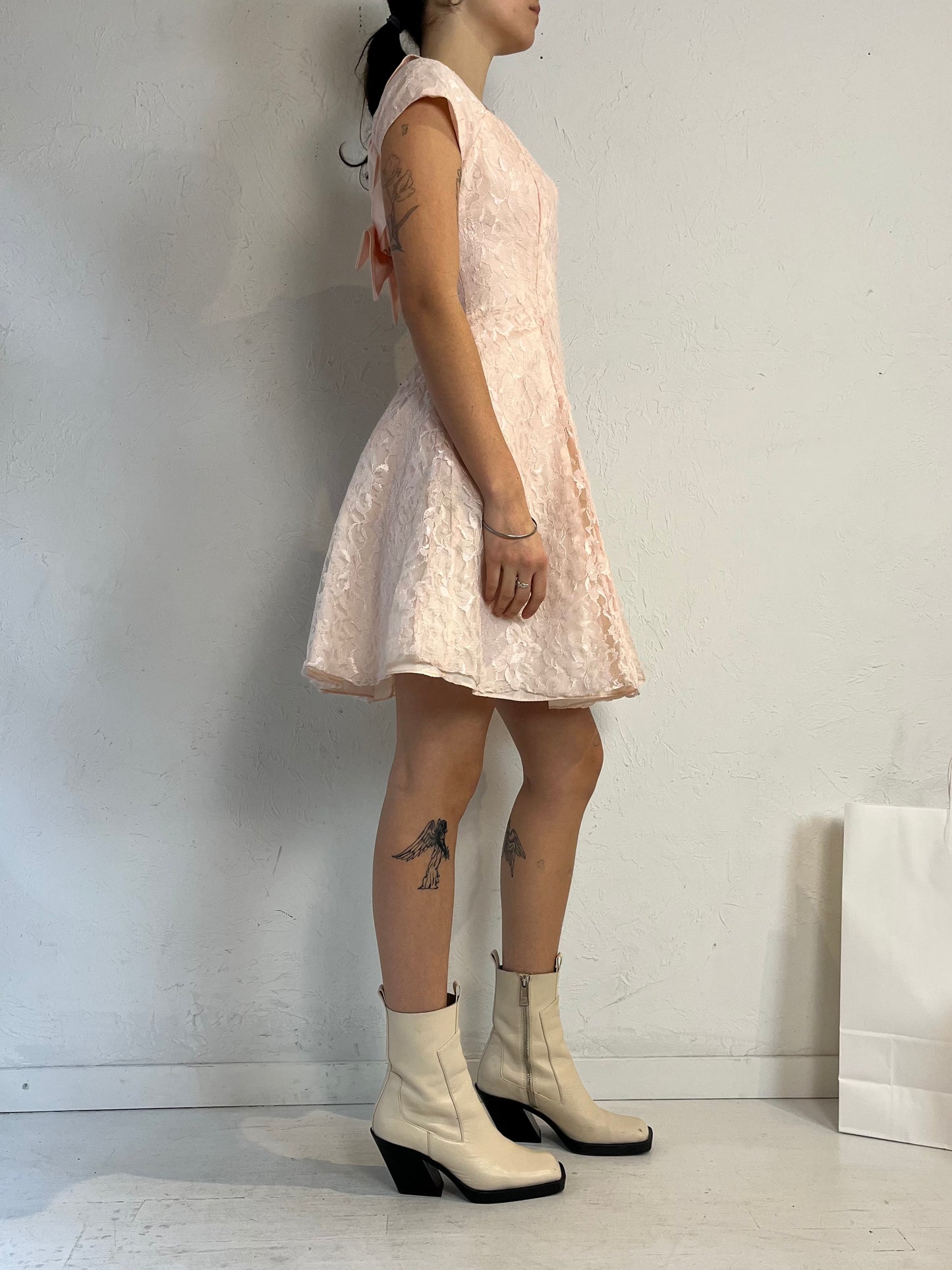 90s 'Steppin Out' Pink Lace Mini Dress / Small