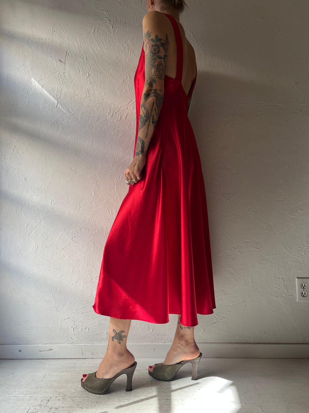 90s 'Intimate Details' Red Silky Romantic Slip Dress / Small