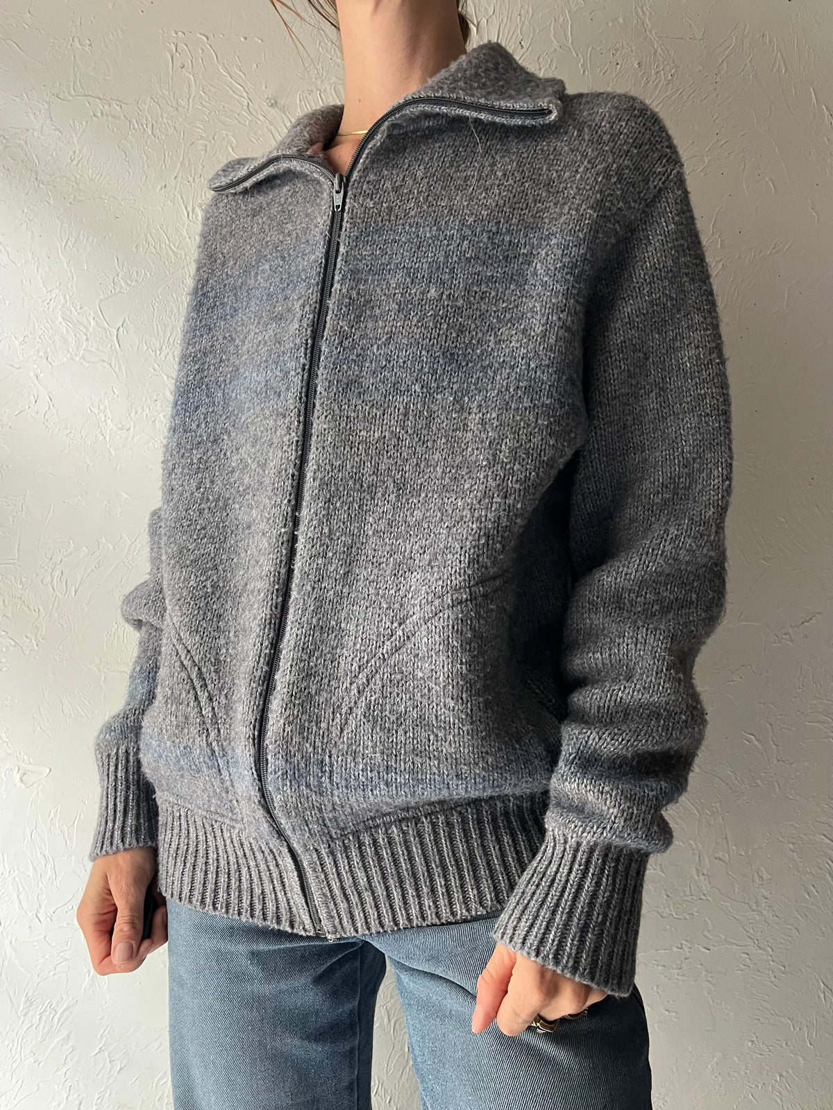 Vintage 'Avante Guard' Gray Zip Up Sweater / Medium