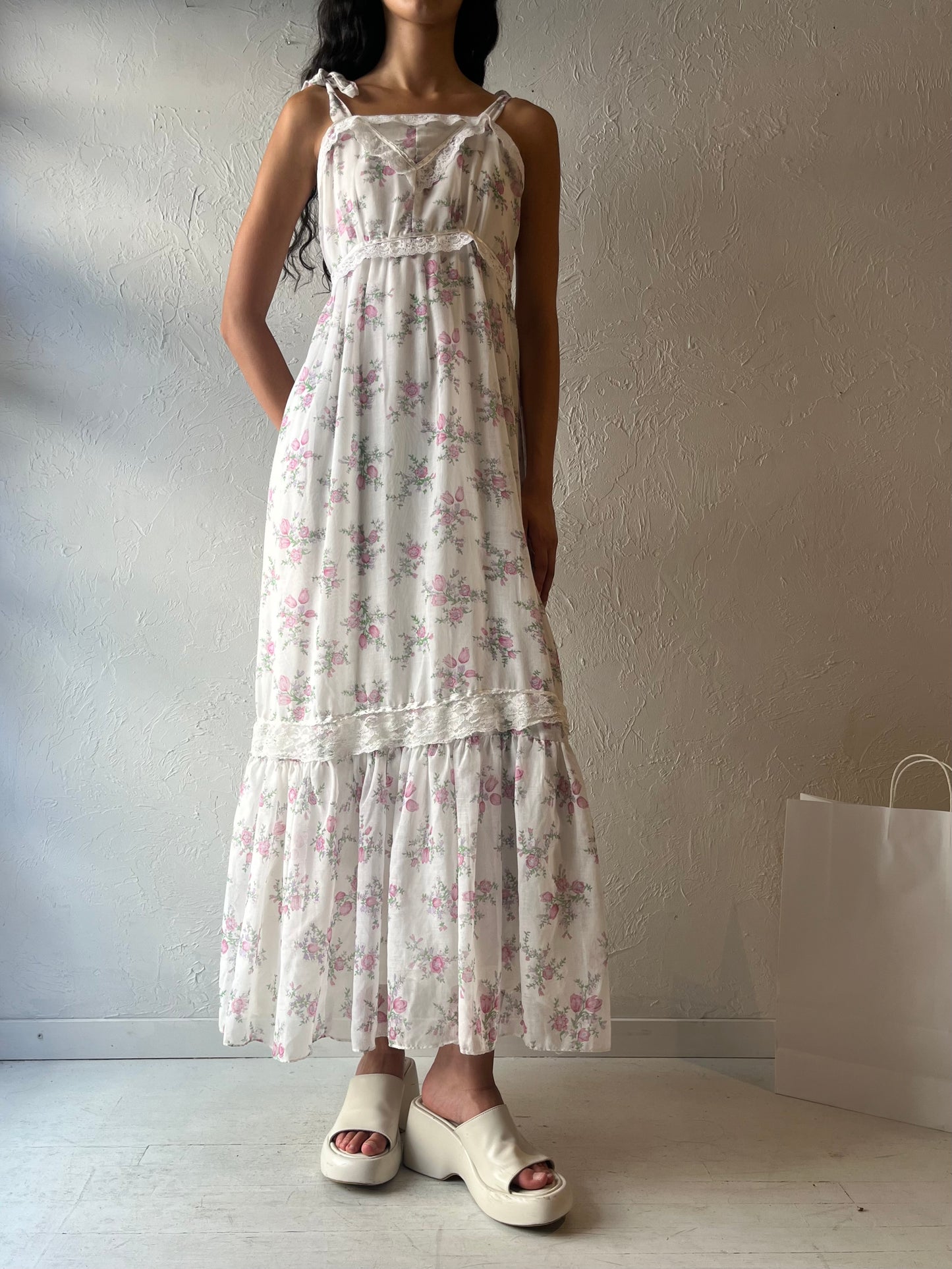 70s 'JC Penny' White Floral Print Peasant Dress / Small