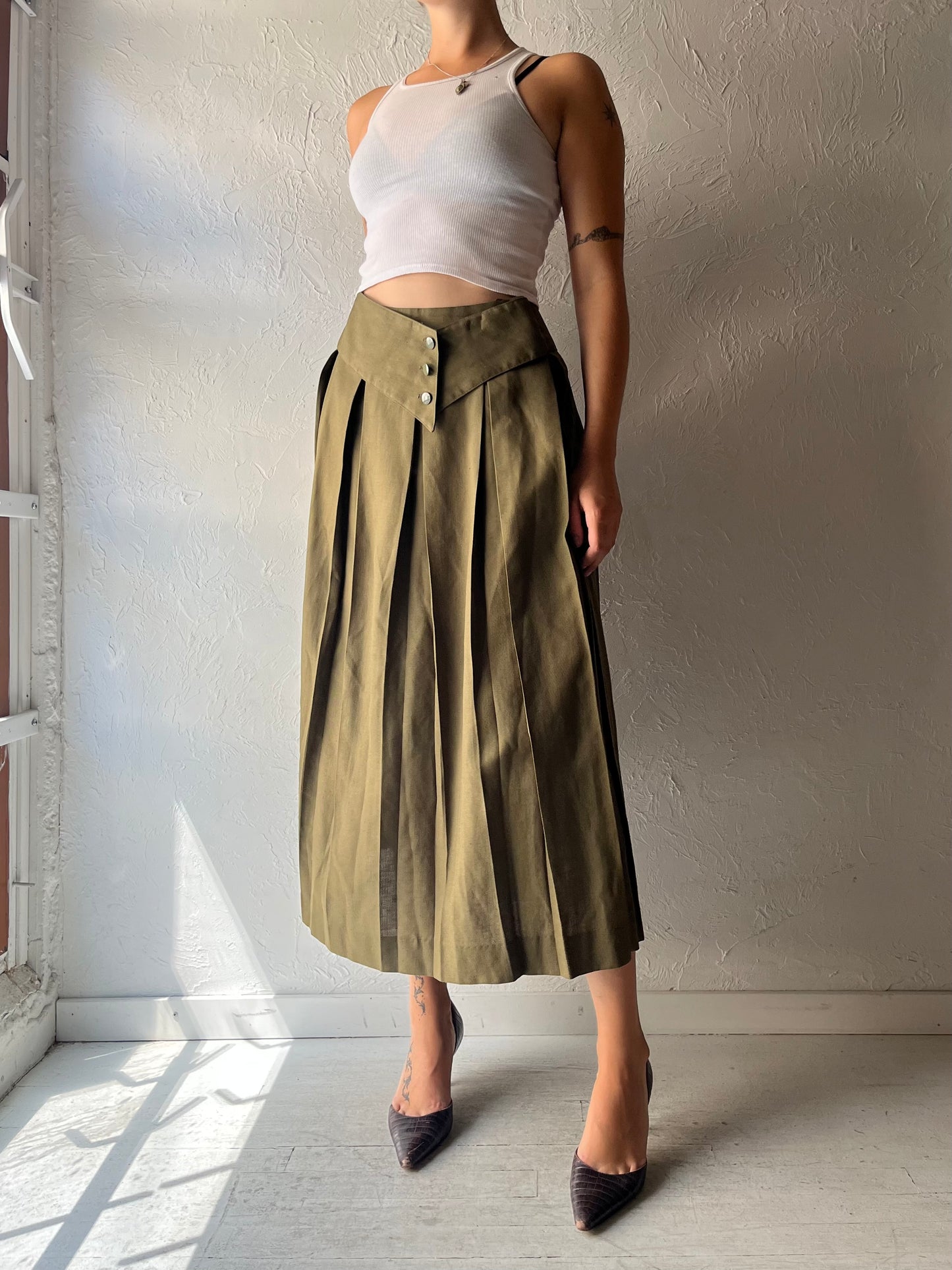 Vintage 'Regalia' Green Pleated Linen Viscose Skirt / Small