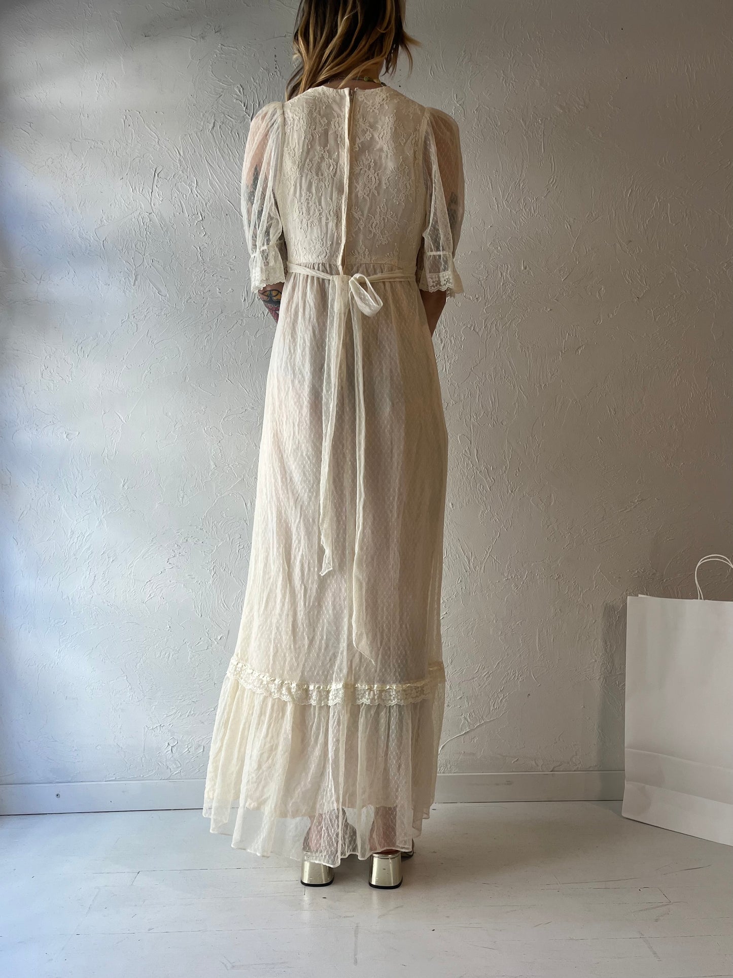 70s 'Nu Mode' Cream Lace Wedding Dress / Small