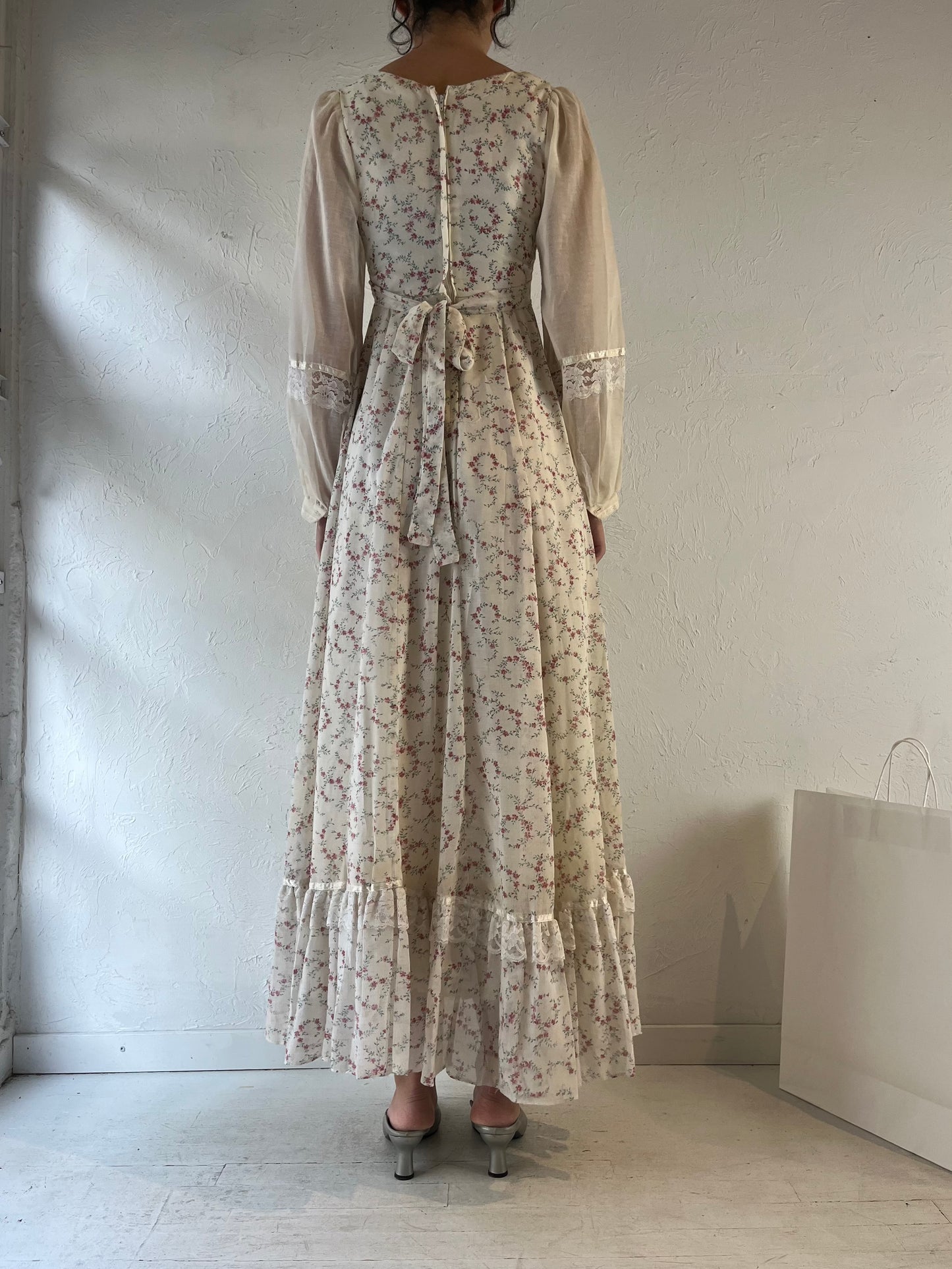 70s ‘Gunne Sax’ Cream Floral Peasant Maxi Dress / Small