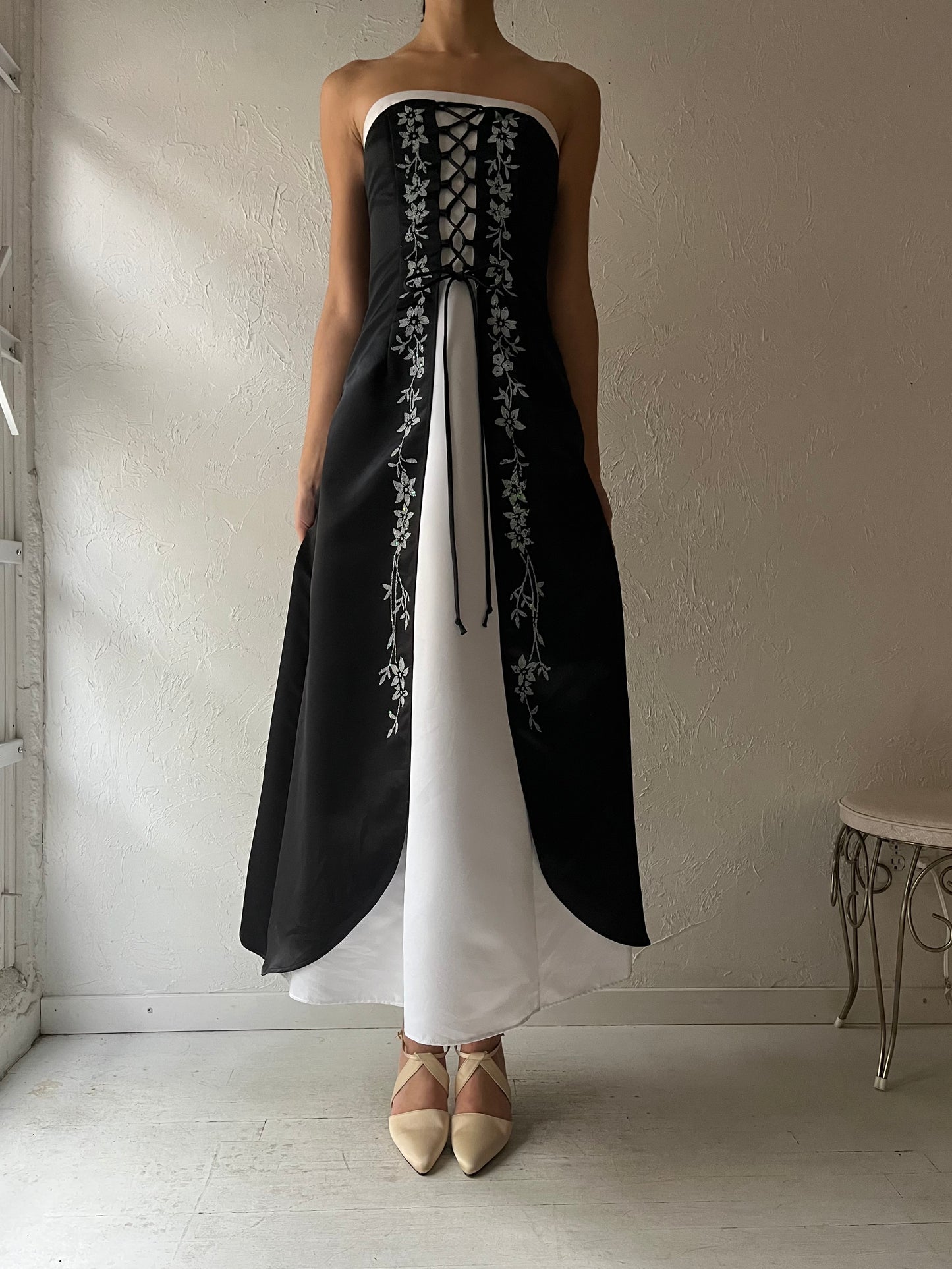 Y2k 'Aspen' Black and White Strapless Dress / Small