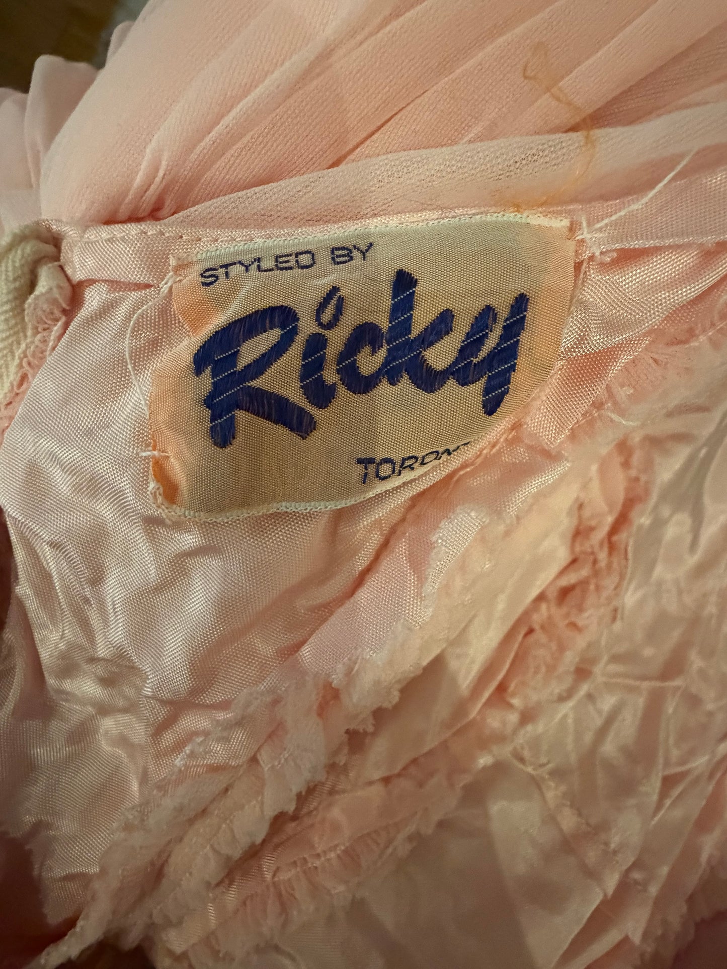 60s 'Rickys' Pale Pink Formal Dress / Small