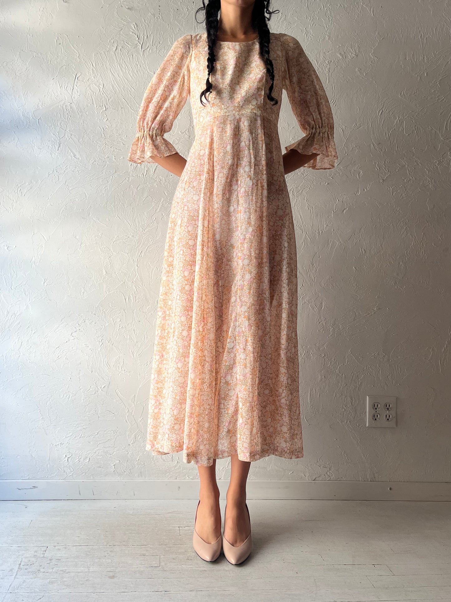 70s Pink Floral Print Peasant Dress / Small