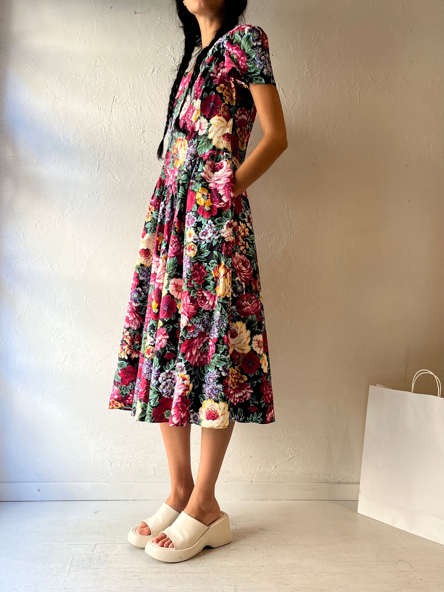 90s Floral Print Midi Dress / Medium