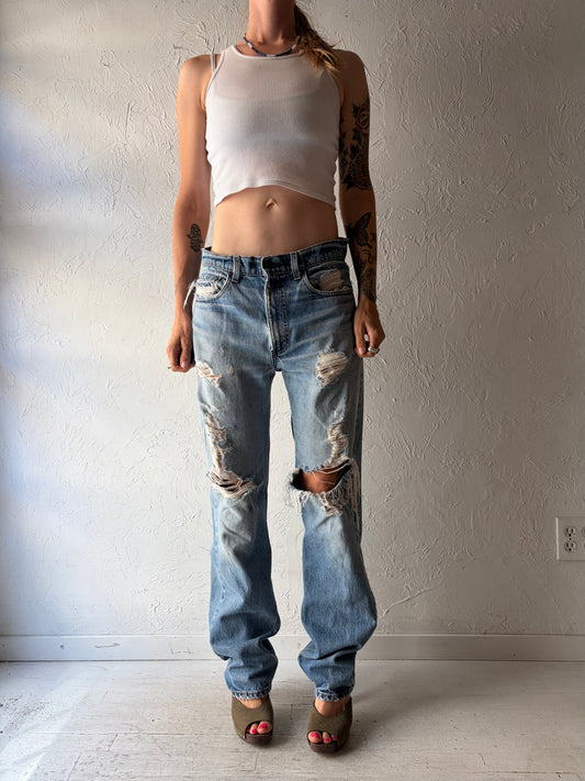 90s 'Levis' 505 Thrashed Jeans / 32
