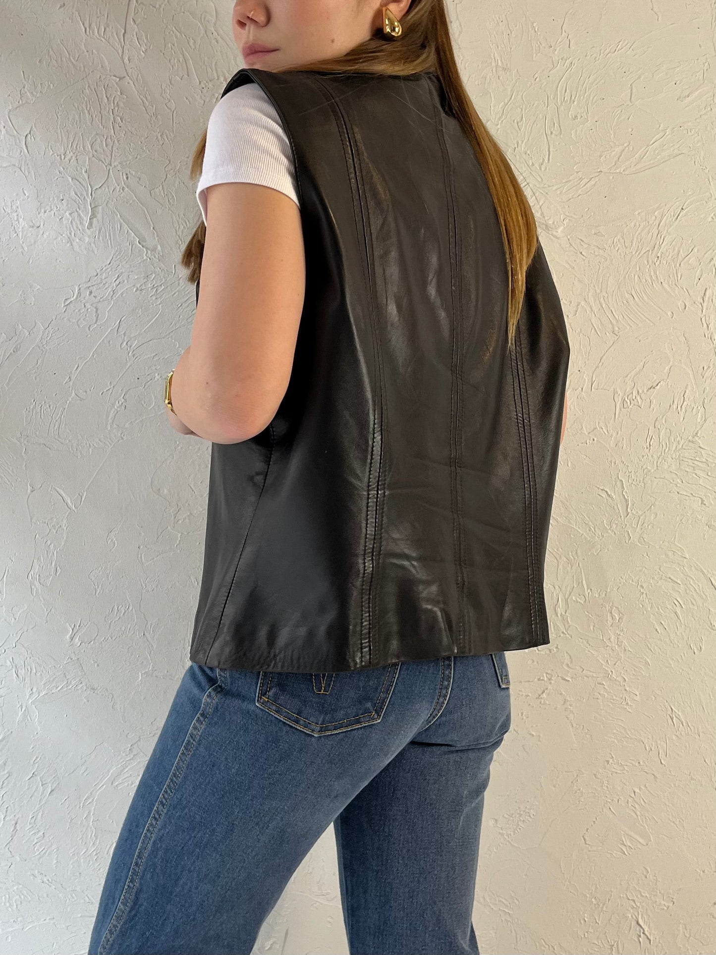 90s ‘Danier’ Black Leather Vest / Large