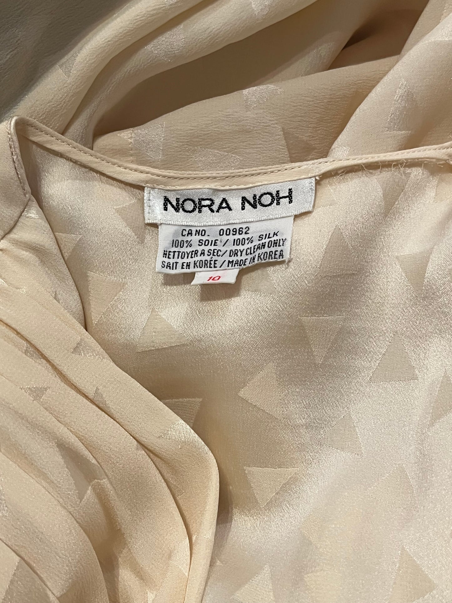 80s 'Nora Noh' Cream Silk Retro Long Sleeve Dress / Vintage 1980s Wrap Midi Dress / Medium