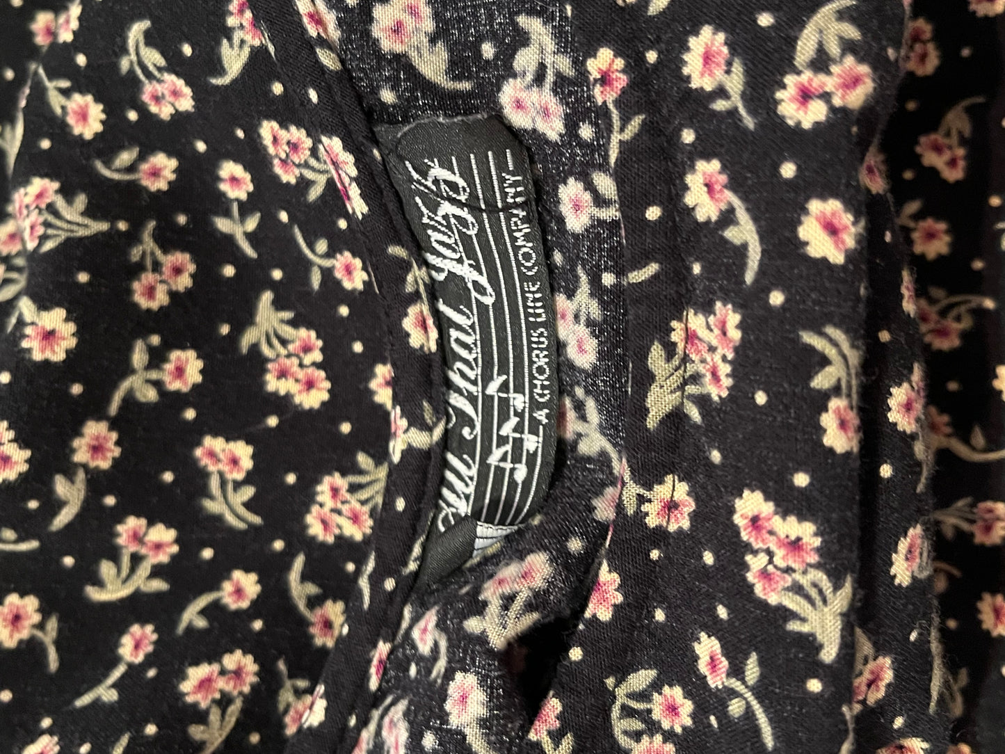 90s 'All That Jazz' Floral Print Dress / Medium