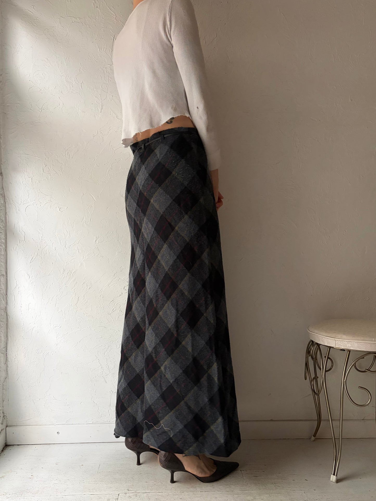 90s 'Ricki's' Gray Plaid Knit Skirt / Medium