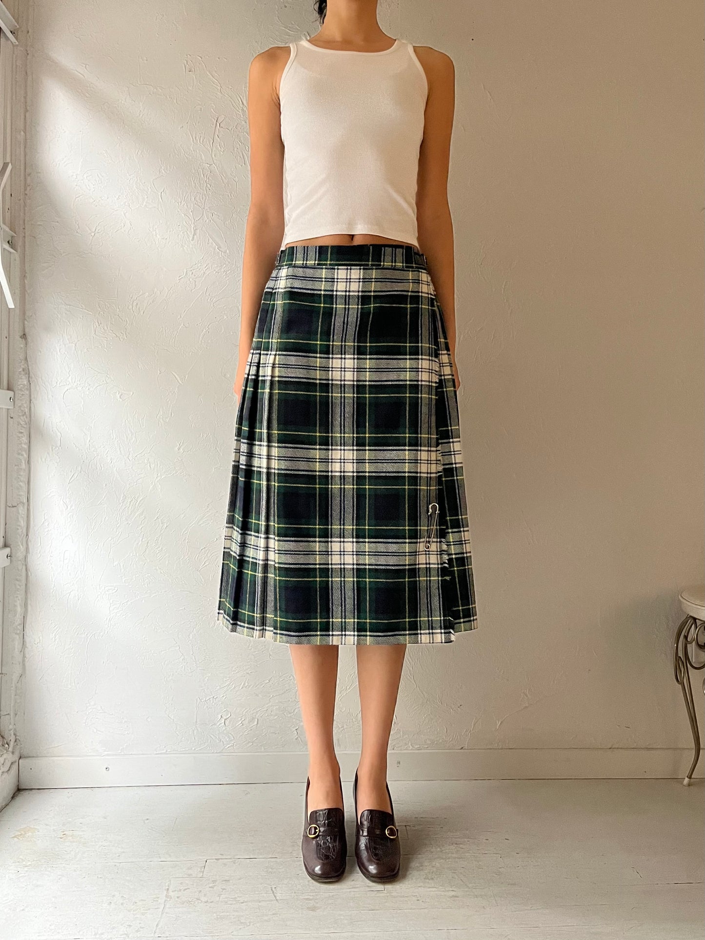 90s 'BHS' Pleated Plaid Wrap Skirt / Medium