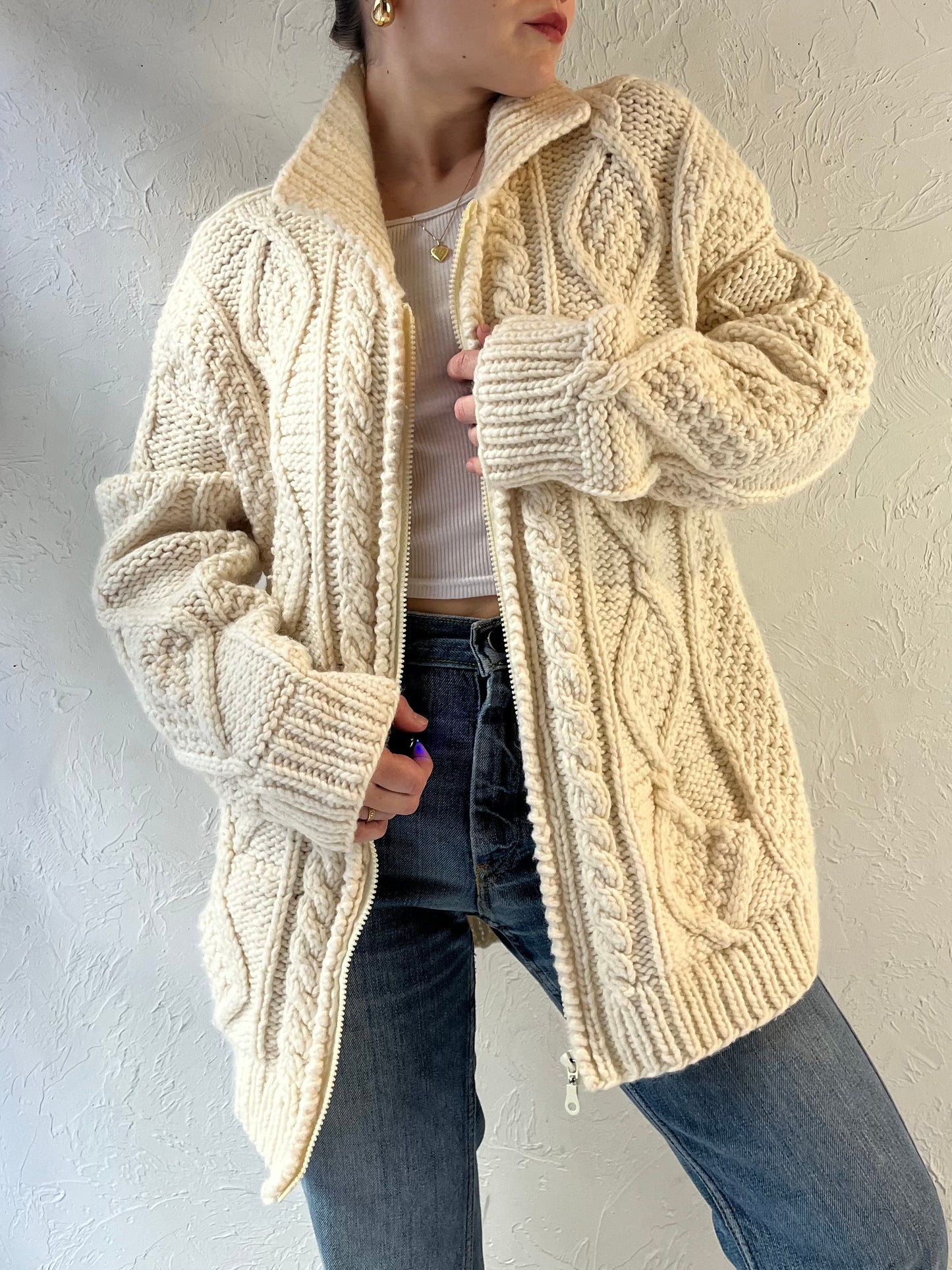 Vintage ‘Atesanias’ Cream Cable Knit Zip Up Sweater / Medium