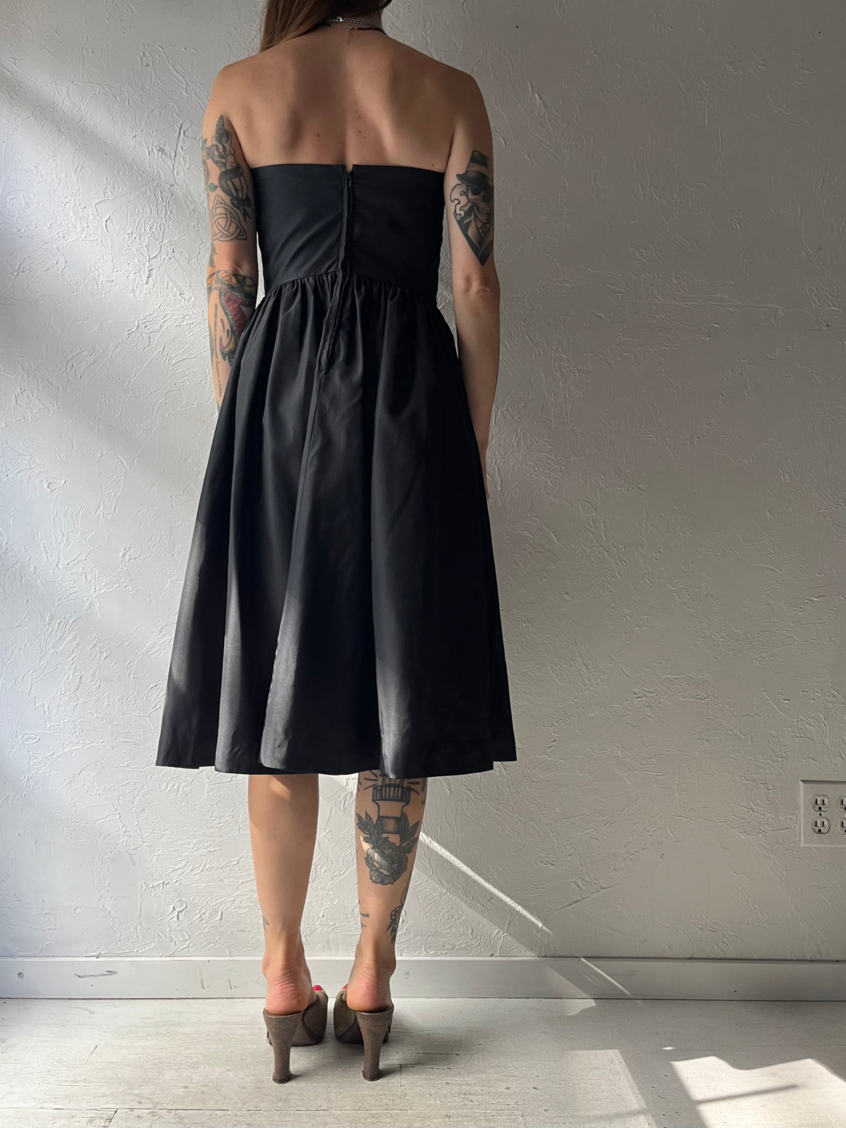 Vintage Handmade Black Strapless Sweetheart Neckline Midi Dress / Minimalist Full Skirt Cocktail Party Dress / Small