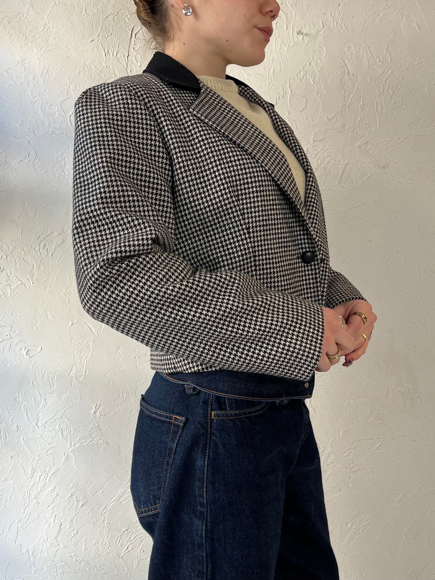 90s ‘Lana Lee’ Cropped Herringbone Blazer Jacket / Small