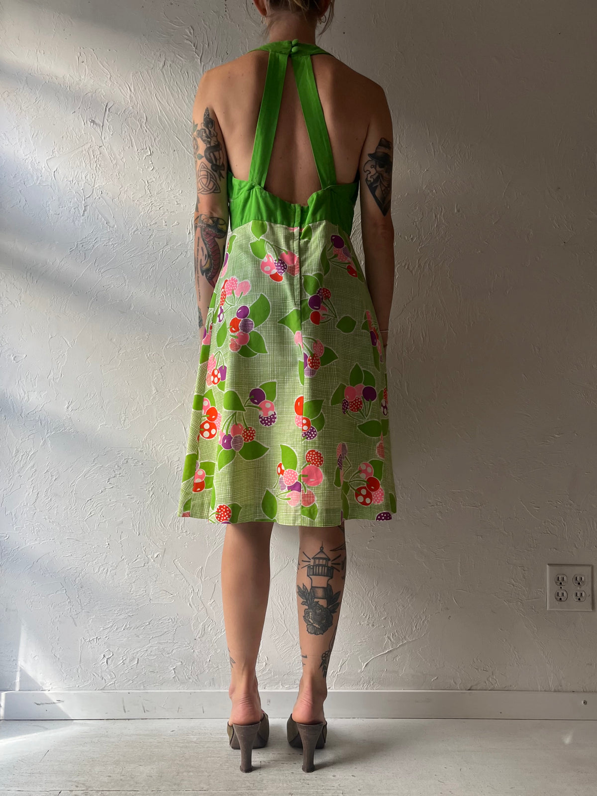 70s 'Malia' Green Open Back Retro Mini Dress / Medium