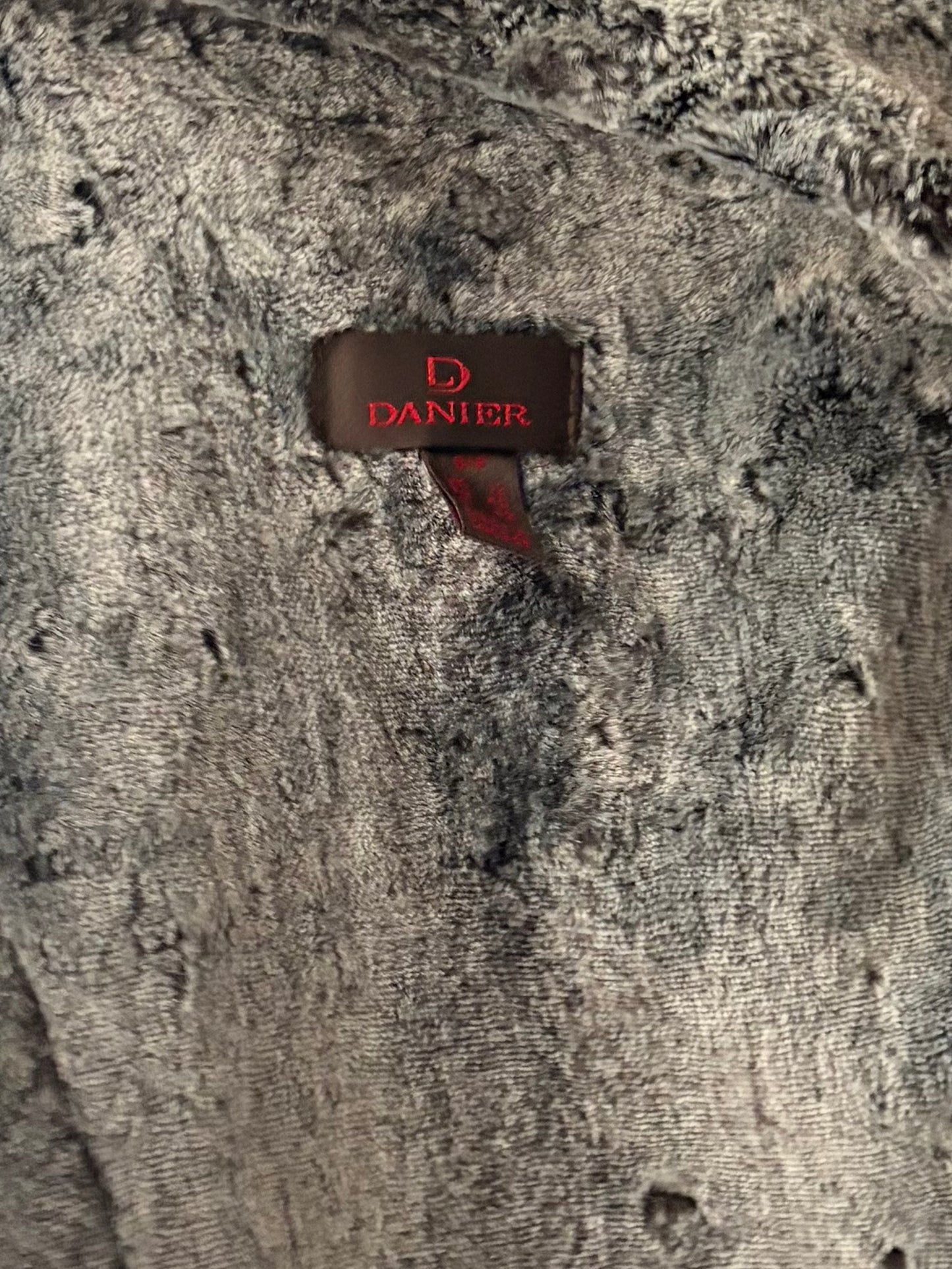 Y2K ‘Danier’ Faux Fur Lined Leather Jacket / Medium