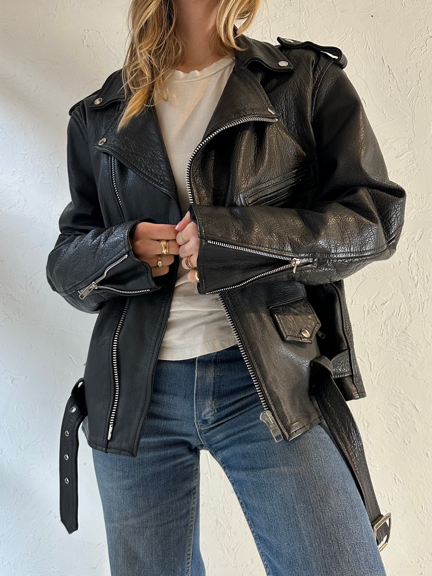 90s Black Heavy Duty Leather Moto Jacket / Large