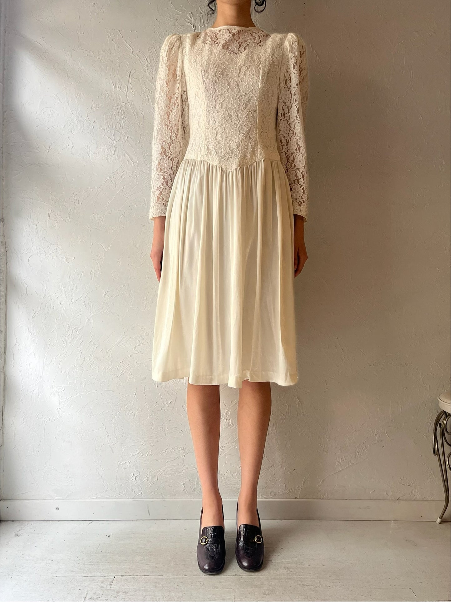 Vintage Handmade White Lace Dress / Medium