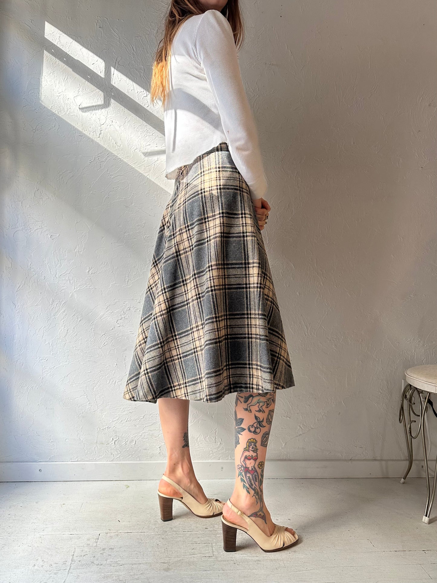 70s Plaid Wool Midi Skirt / XS