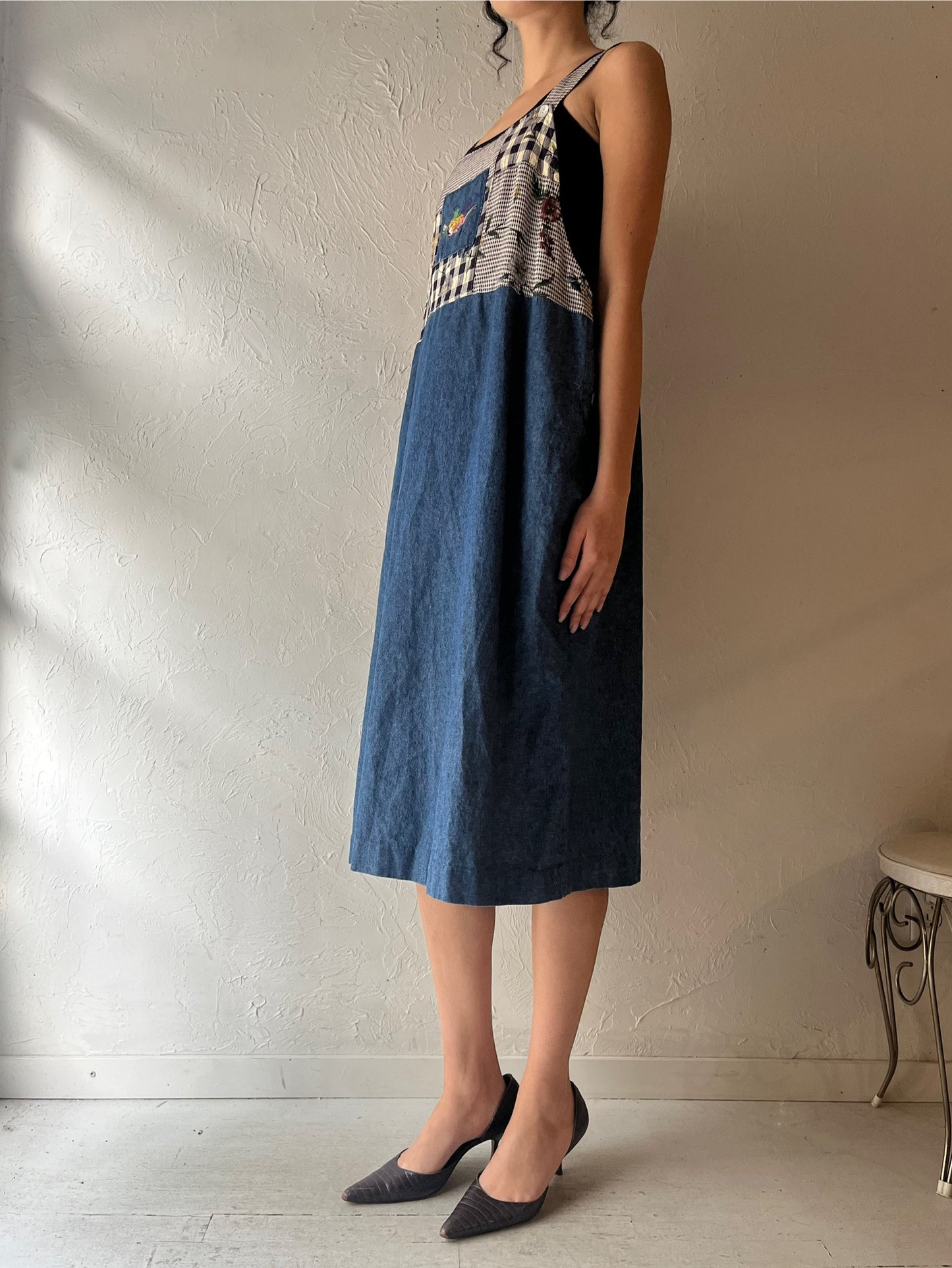 90s 'Teddi' Embroidered Denim Dress / Large