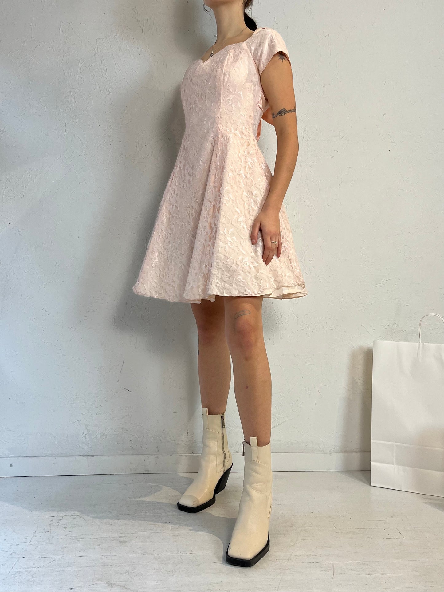 90s 'Steppin Out' Pink Lace Mini Dress / Small