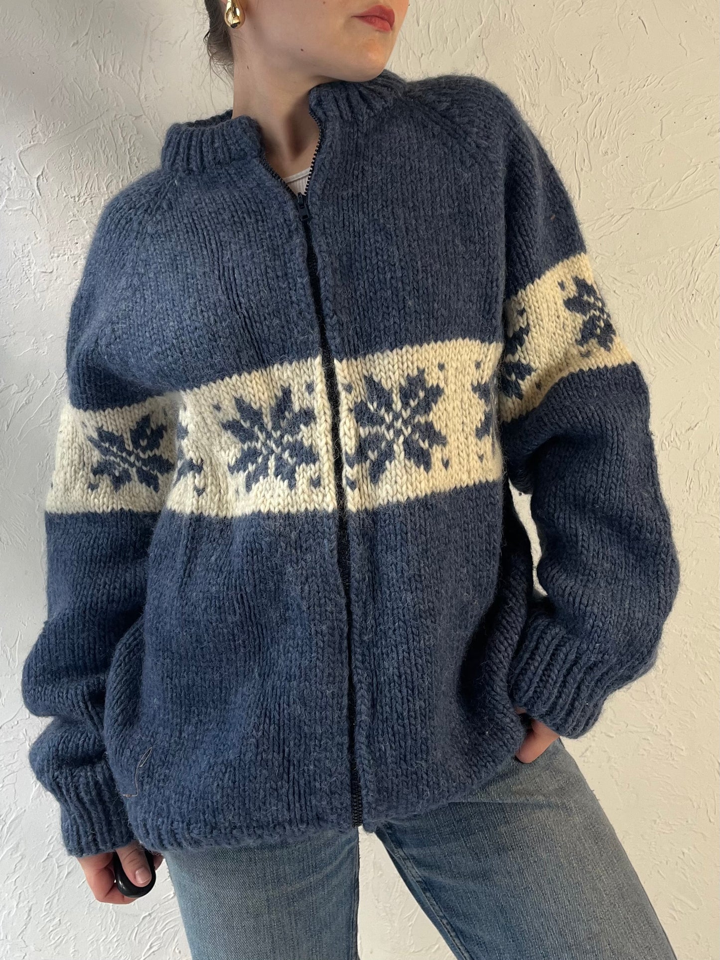 Vintage Hand Knit Wool Snowflake Sweater / Medium