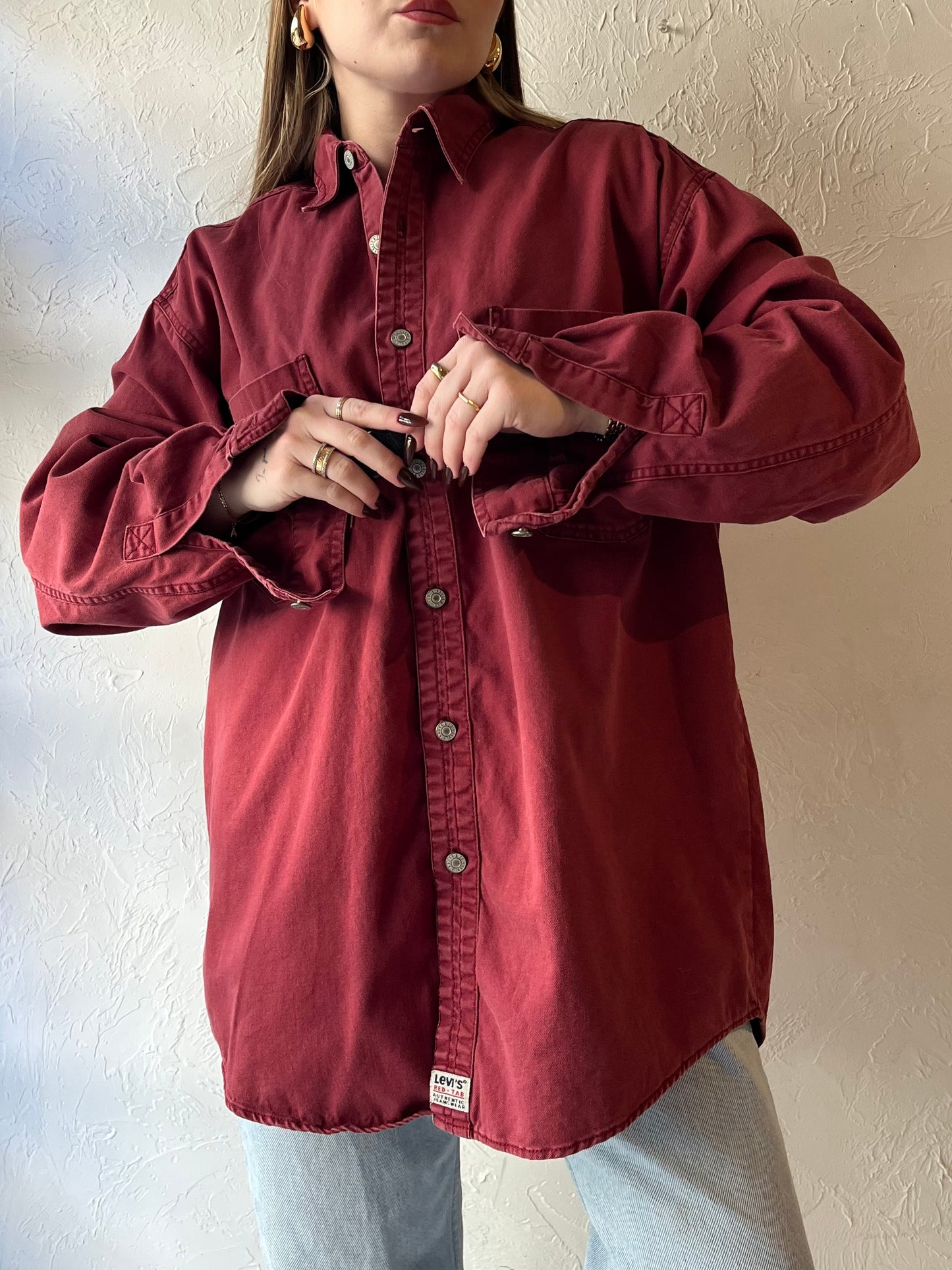 Y2K ‘Levi’s’ Burgundy Button Up Cotton Shirt / Medium