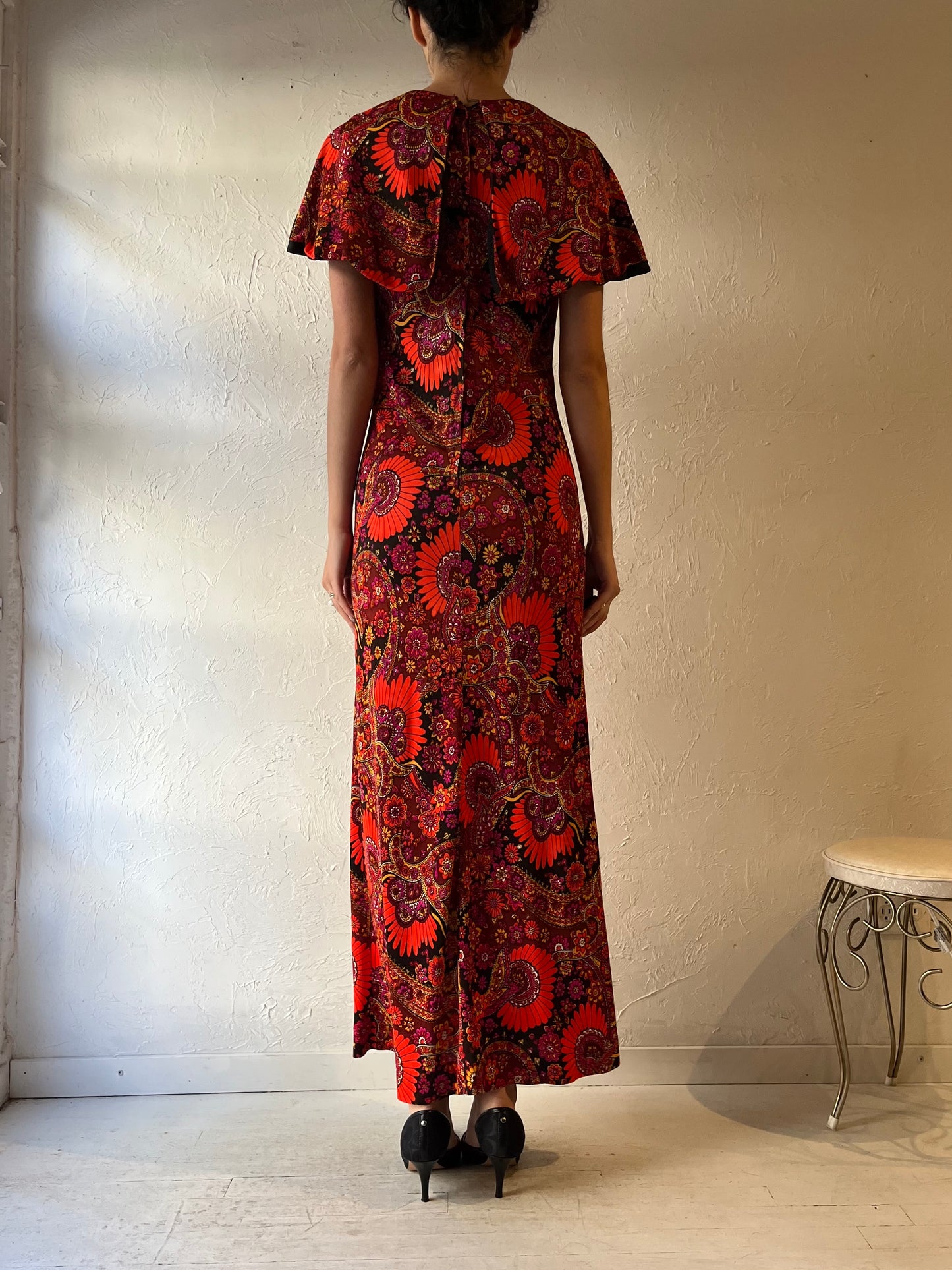 70s Retro Floral Print Maxi Dress / Small