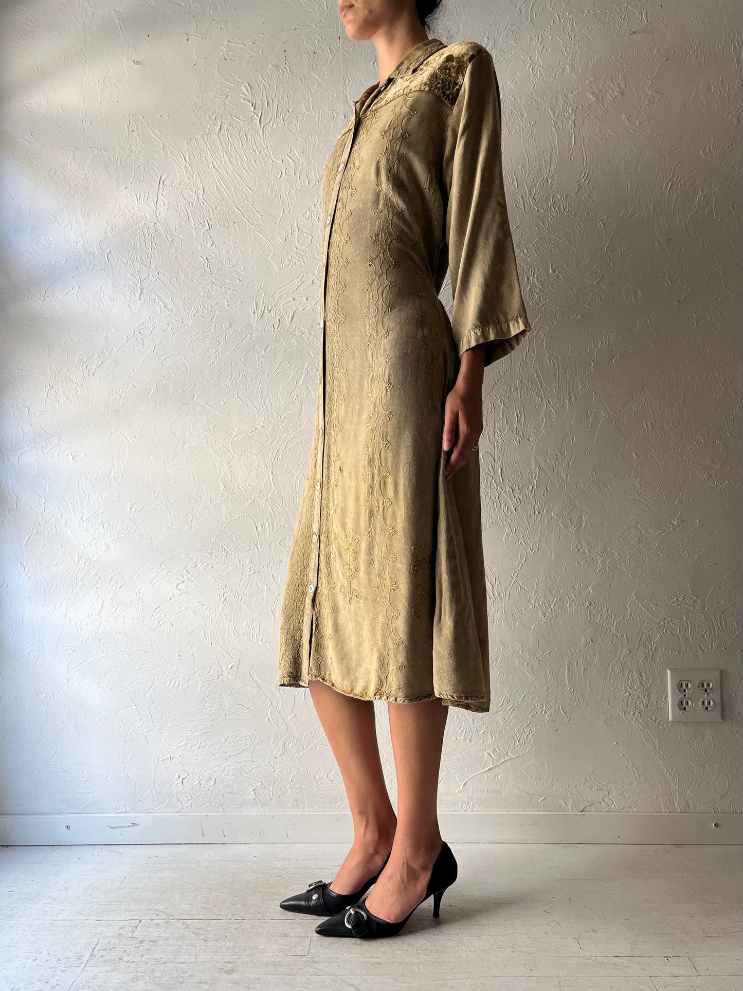 90s 'Just Cruising' Button Rayon Fairycore Midi Dress / Medium