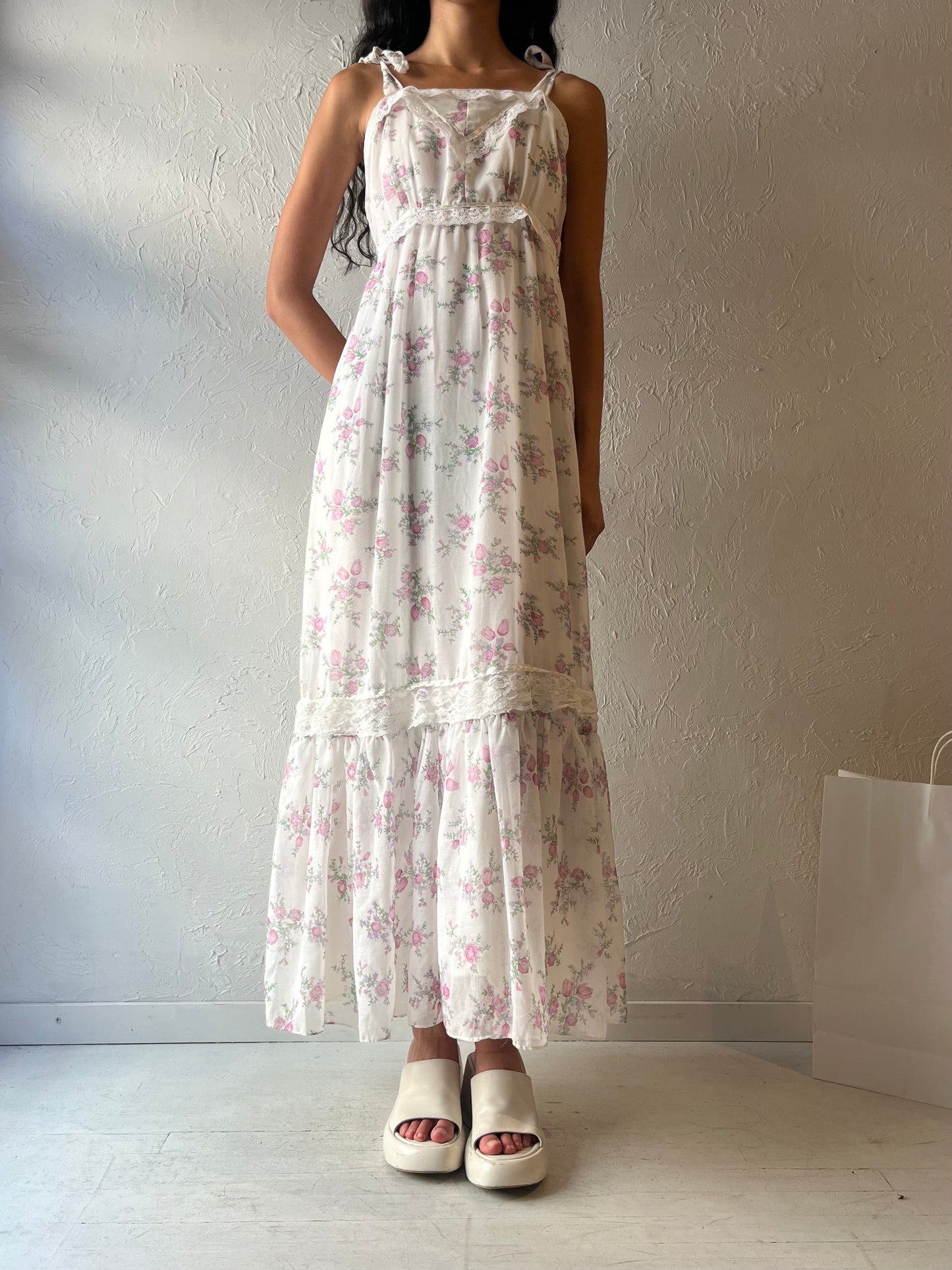 70s 'JC Penny' White Floral Print Peasant Dress / Small