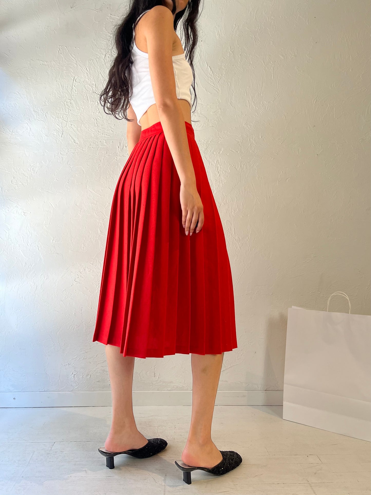 90s 'Fashion Spirit' Red Pleated Skirt / Small