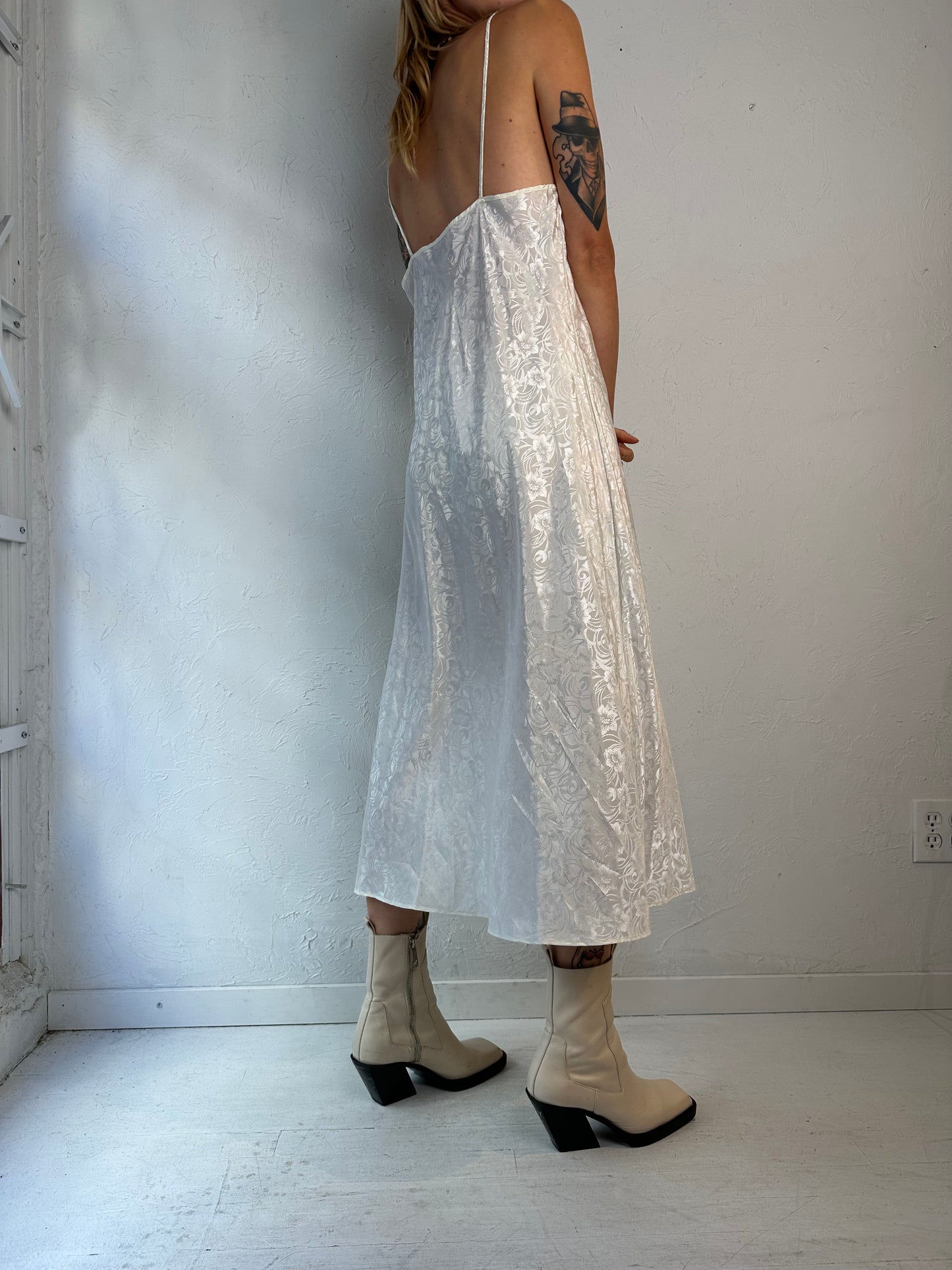 90s 'Wendy Ann' White Embossed Slip Dress / Large