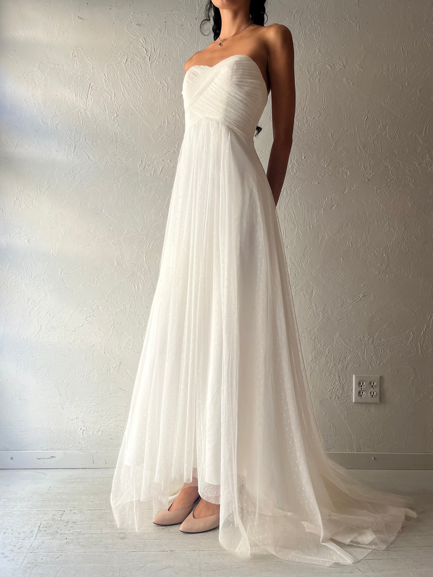 Y2k 'Galina' White Strapless Formal Dress Gown / Small