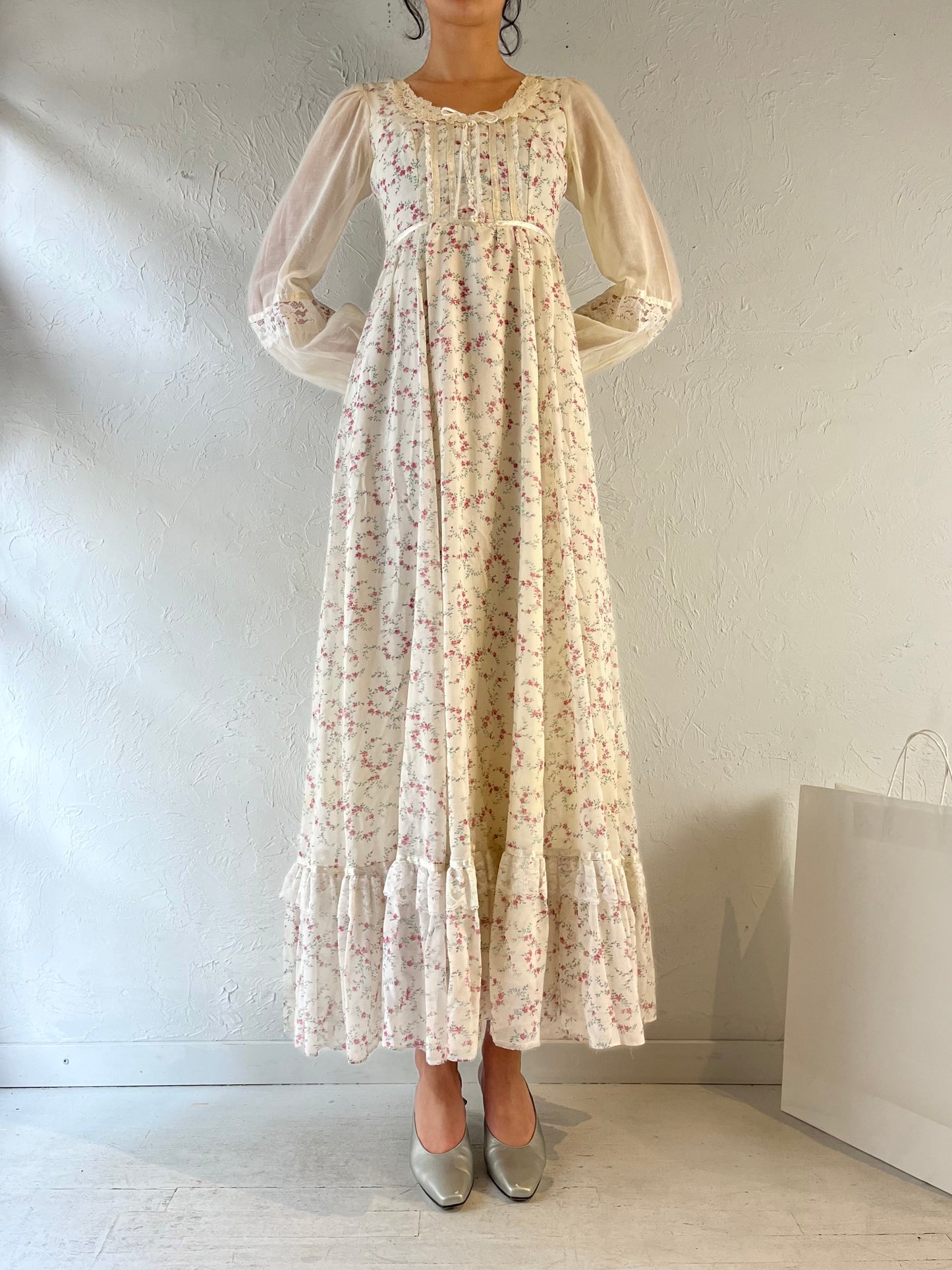 70s ‘Gunne Sax’ Cream Floral Peasant Maxi Dress / Small