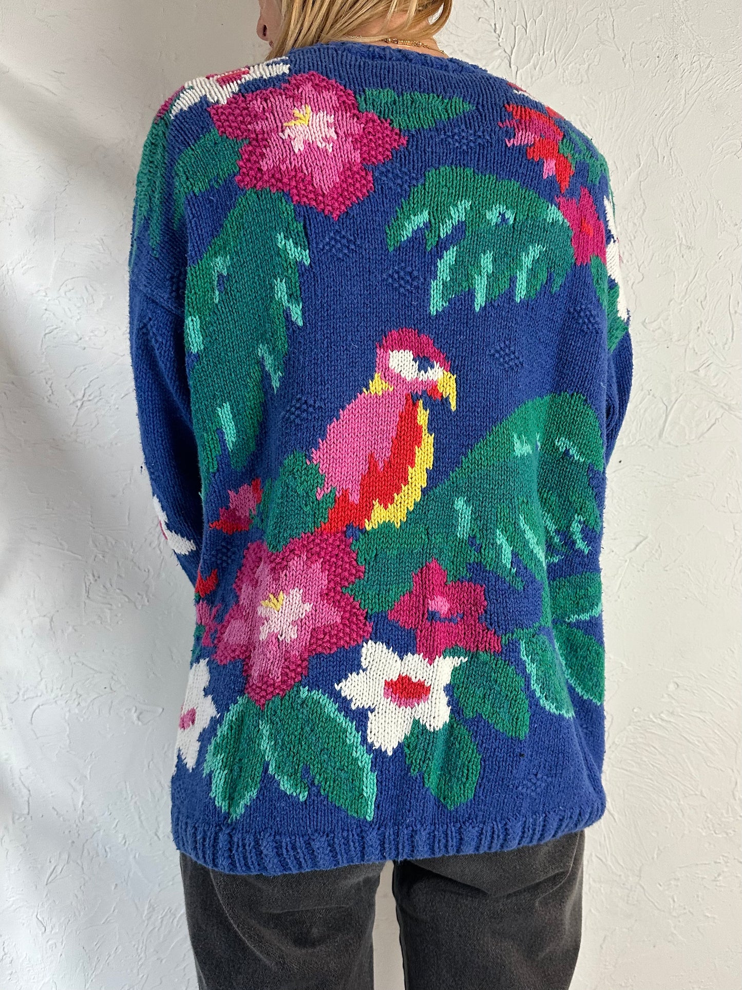 90s 'IZOD' Cotton Knit Parrot Sweater / Medium