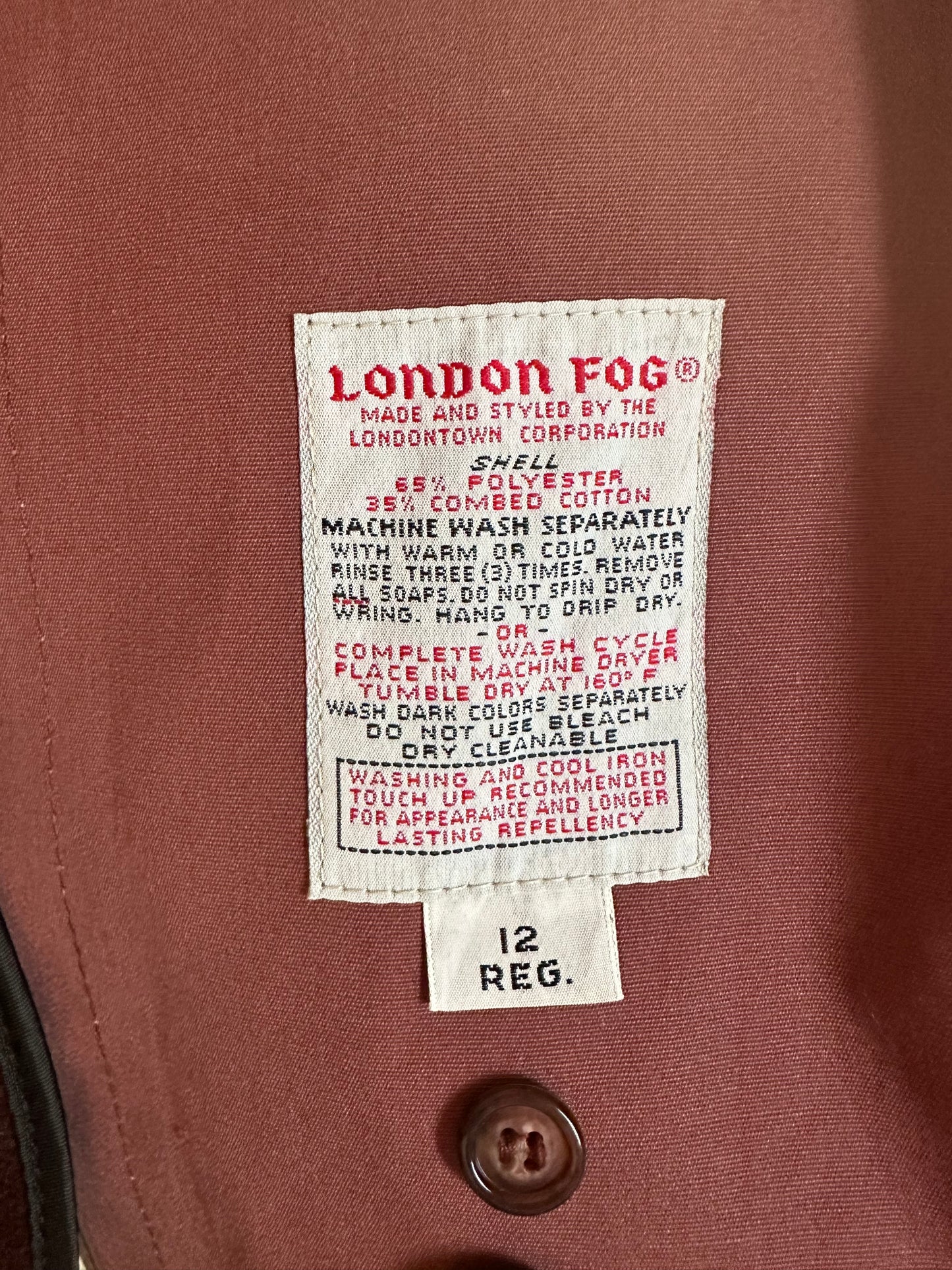 Vintage 'London Fog' Burgundy Trench Coat w/ Lining / Medium
