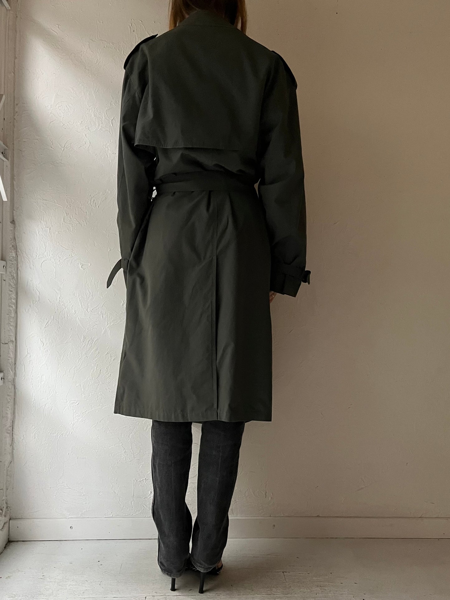 Vintage Trench Coat / Large