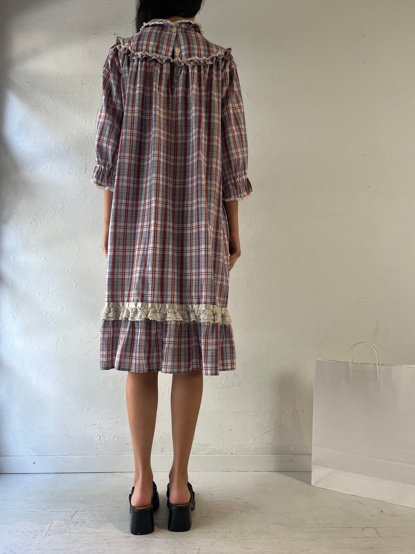 Vintage Handmade Plaid Peasant Dress / Medium