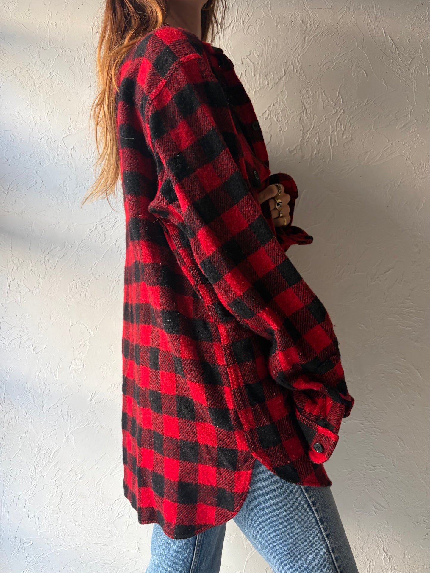 Vintage 'Woolrich' Red Plaid Knit Shit / Large