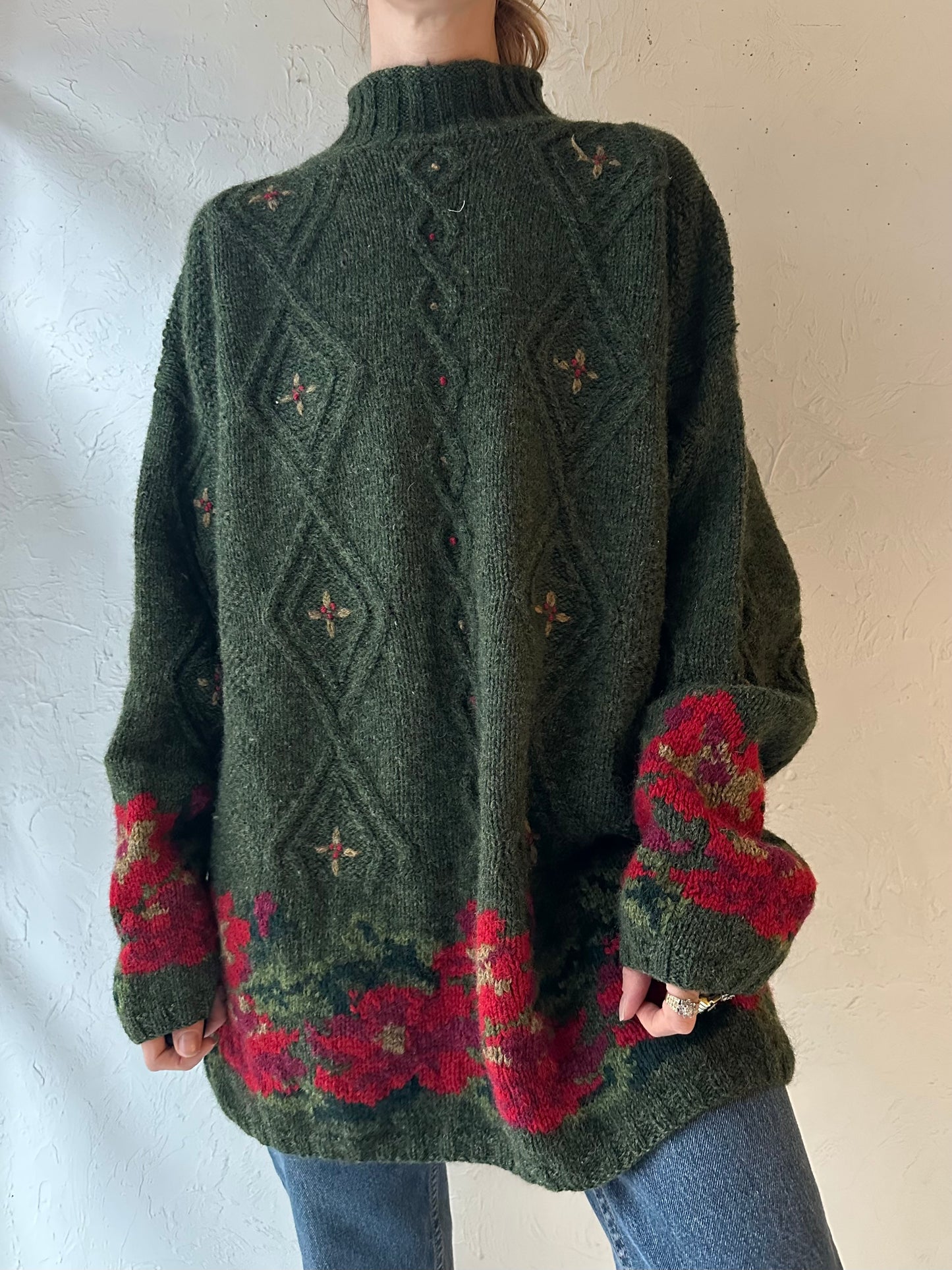Vintage Hand Knit Floral Sweater / Medium