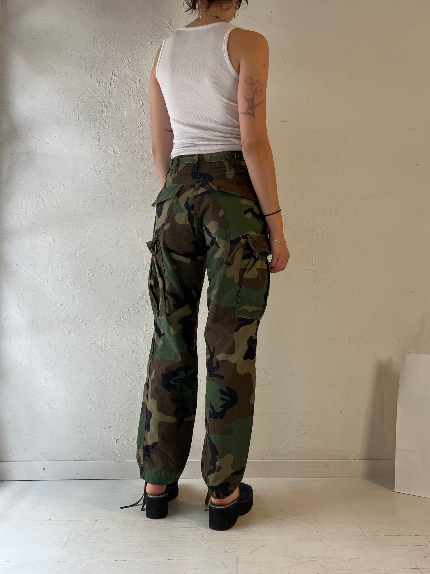 Vintage Authentic Army Camouflage Pants / XS