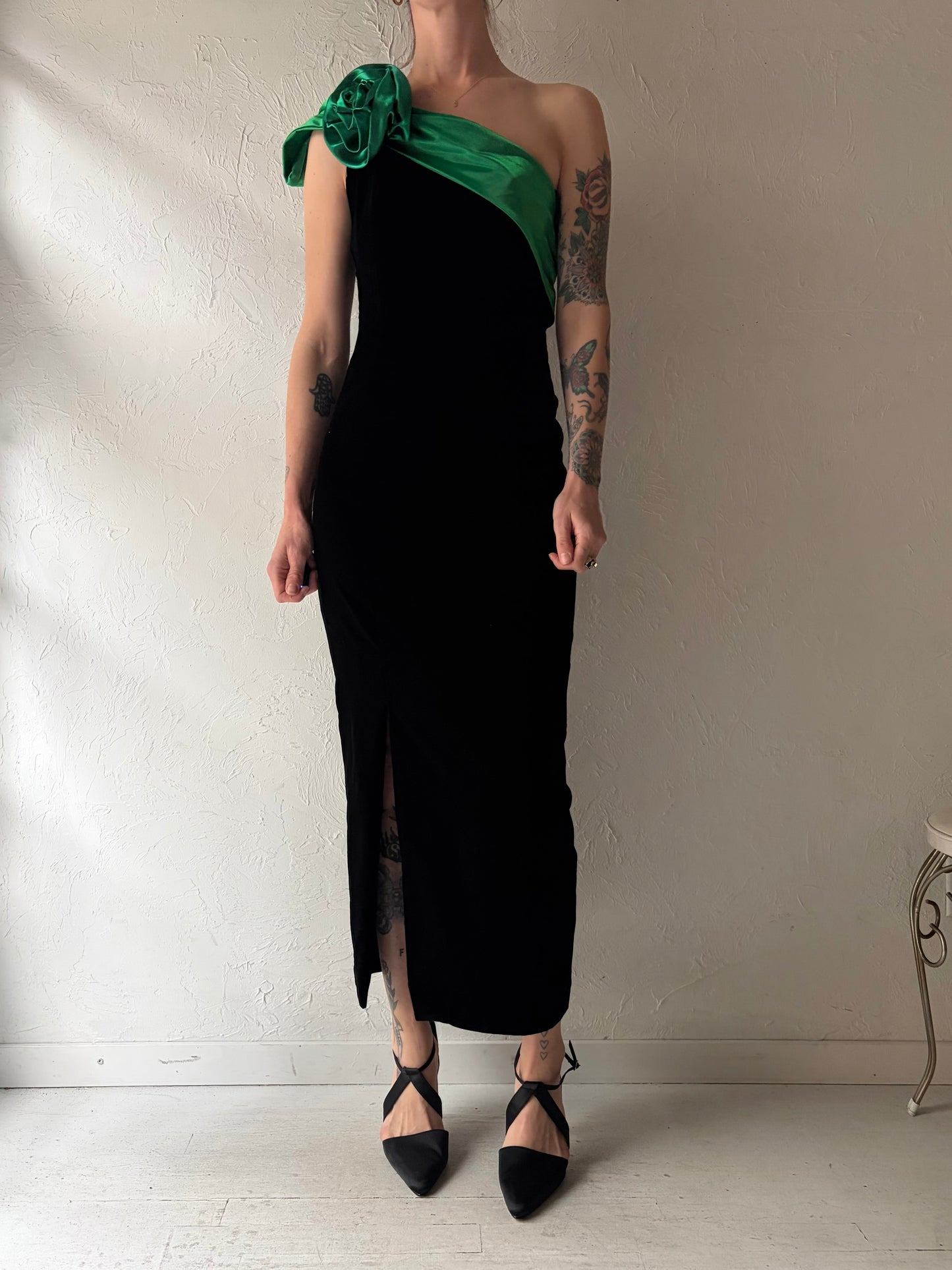 80s 'Shamash & Yofi Gunne Sax' Black Velvet Formal Dress / Small - Medium