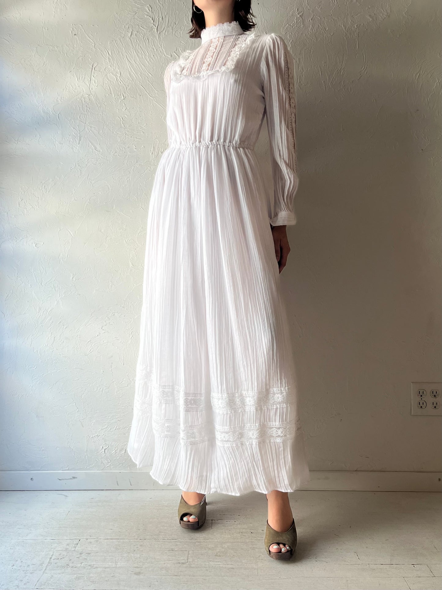 70s 'Souffle' White Romantic Prairie Girl Summer Maxi Dress / Vintage 1970s Boho Hippie Long Sleeve Dress / Small - Medium